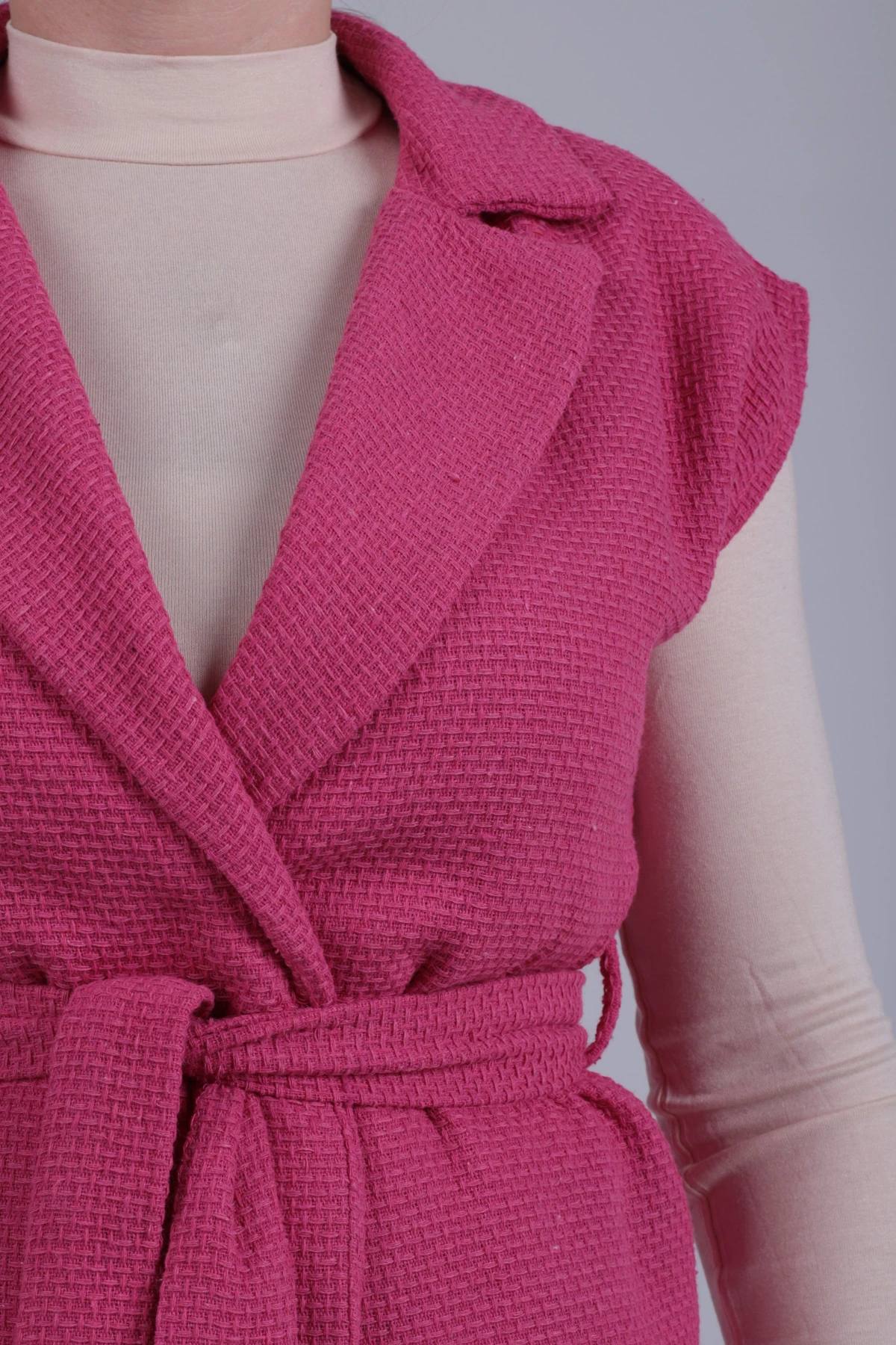 Kadın Fuşya Erkek Yaka Beli Kuşaklı Keten Görünümlü Yelek ARM-26K001055