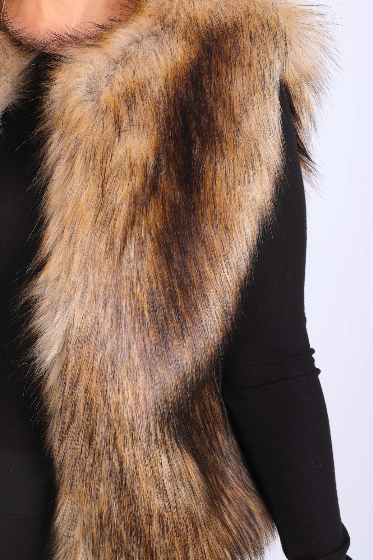 Kadın Bej Astarlı Suni Kürk Yelek ARM-26K001062