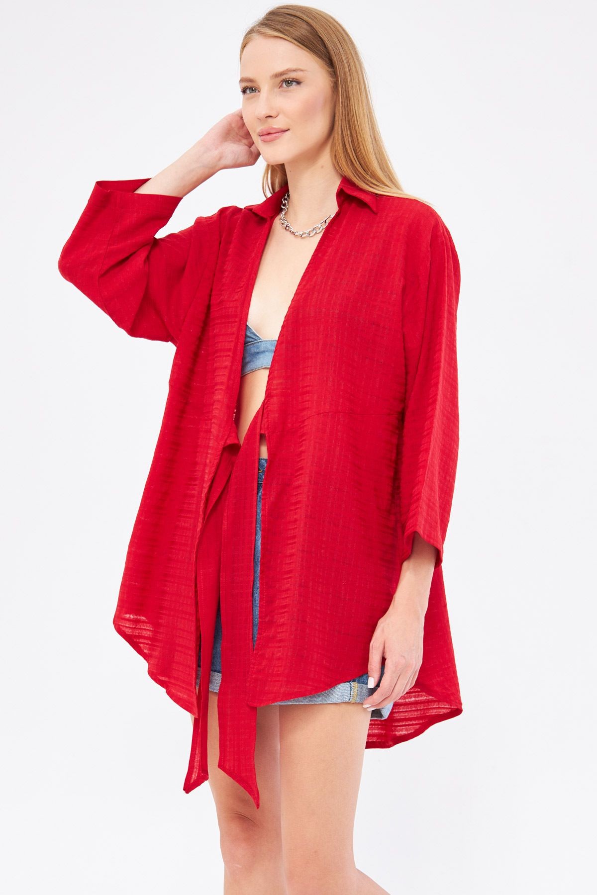 Kadın Kırmızı Kendinden Çizgili Önden Bağlamalı Kimono Gömlek ARM-24Y001101