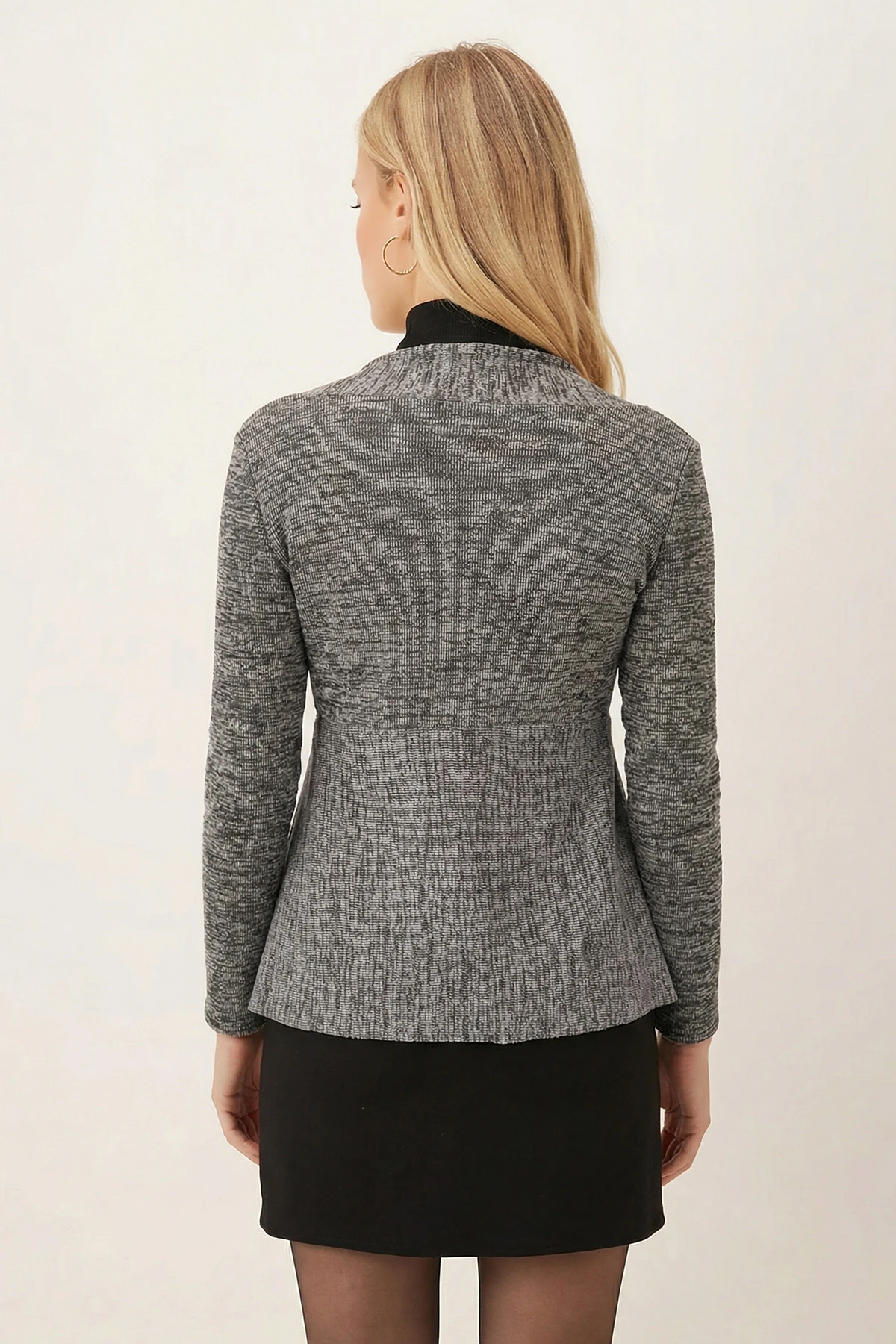 Kadın Gri Desenli Triko Salaş Hırka ARM-26K001006