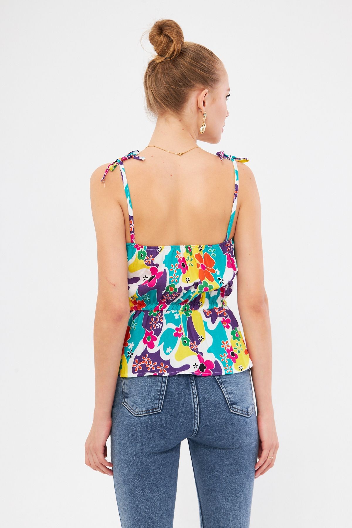 Kadın Mor Desenli Beli Lastikli Askıları Bağlama Detaylı Straplez Crop Bluz ARM-24Y001116
