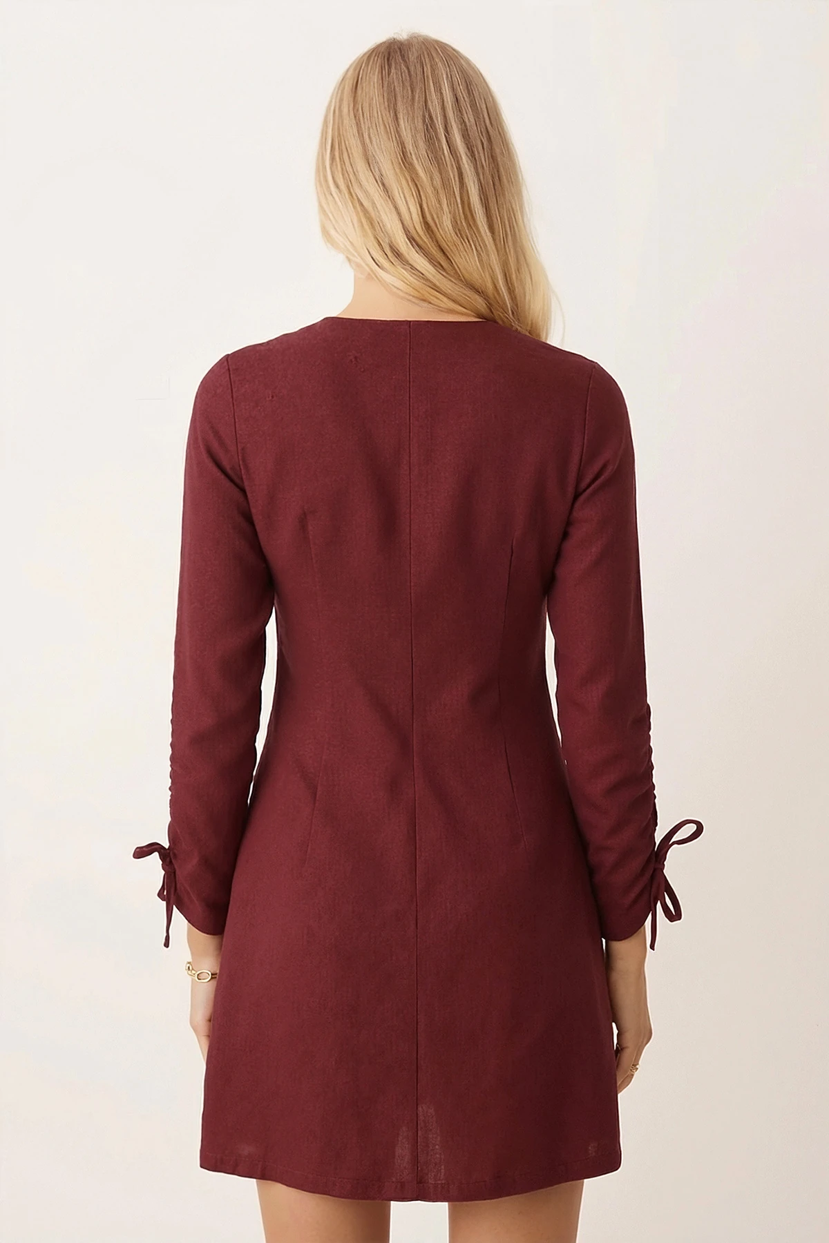 Kadın Bordo Sıfır Yaka Kolları Büzgülü Kulplu Uzun Kol Elbise ARM-26K001033