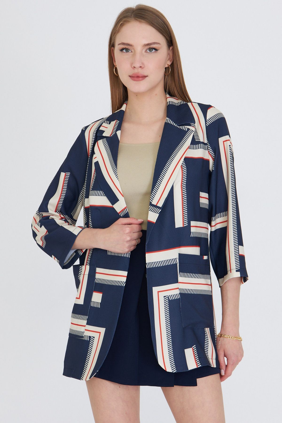 Kadın Lacivert Cepli Oversize Ceket ARM-25Y001057