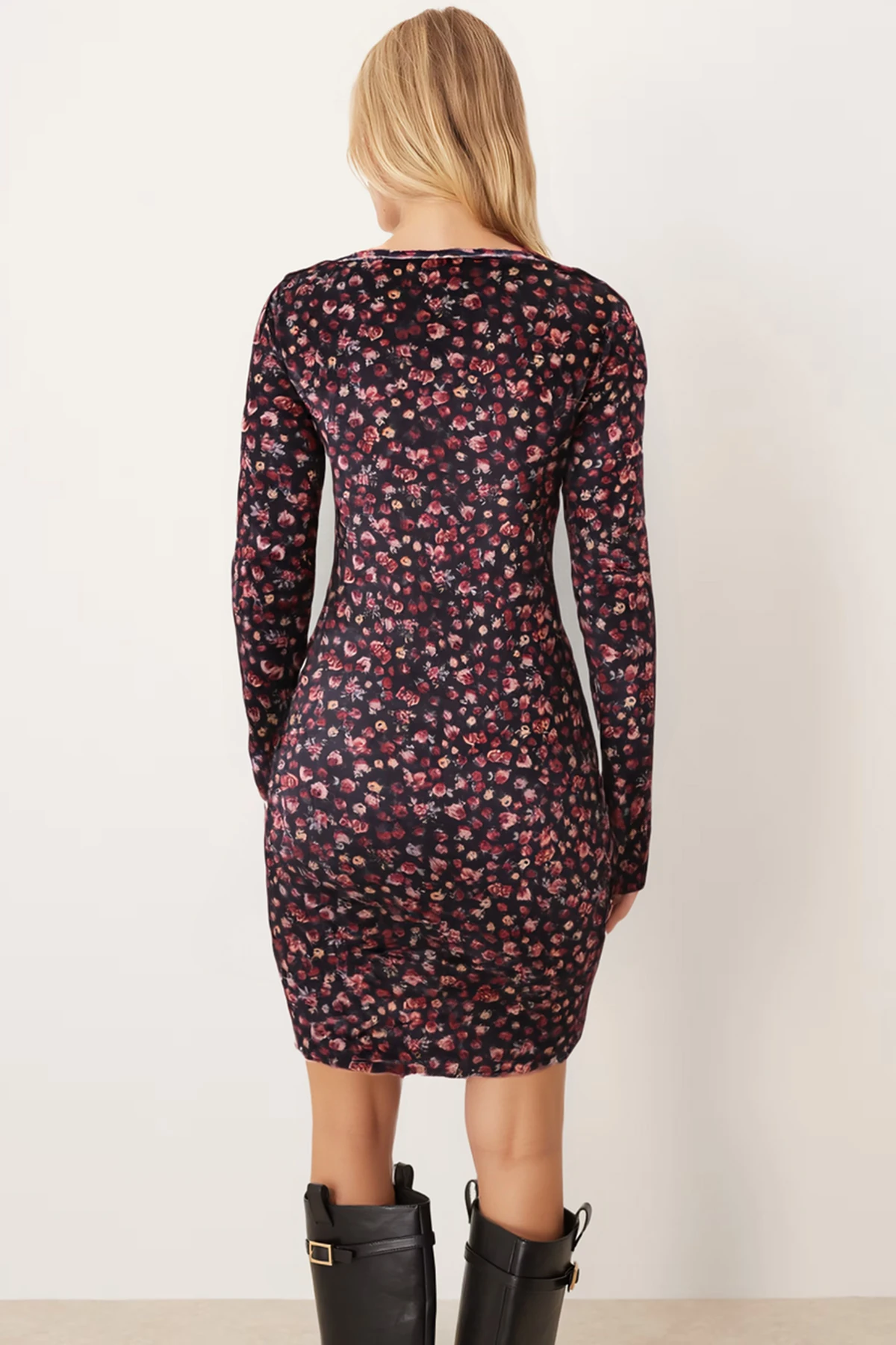 Kadın Siyah Çiçekli Kadife Elbise ARM-26K136052