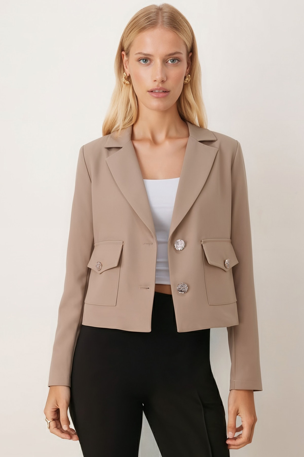 Kadın Vizon Erkek Yaka Kare Cepli Crop Ceket ARM-26K001026