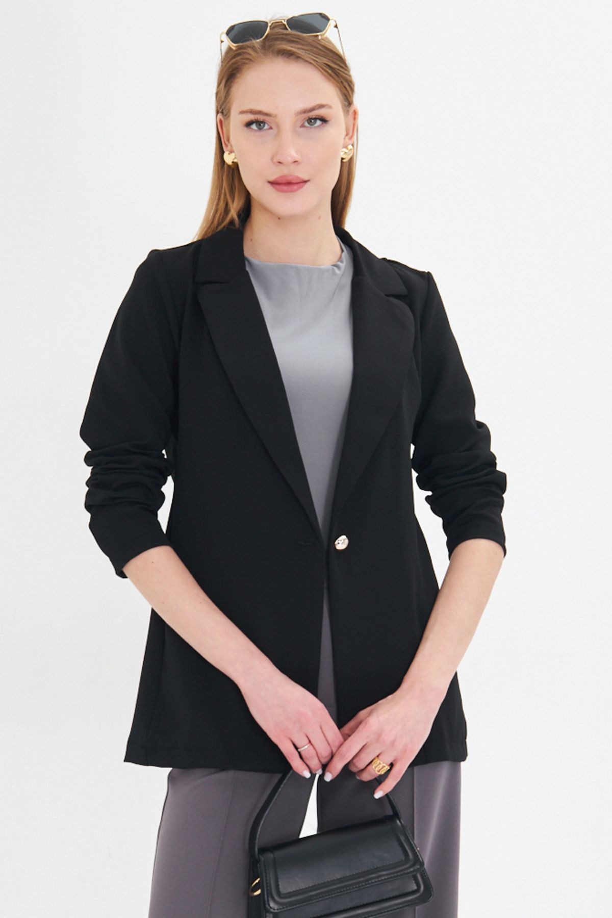 Kadın Siyah Tek Düğmeli Ceket Arm-23y001047