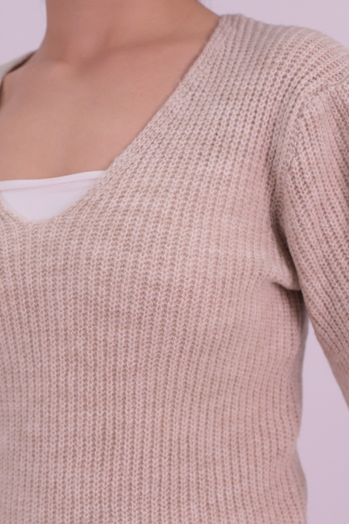 Kadın Taş V Yaka Etek Ucu Yırtıklı Triko Elbise ARM-26K136008