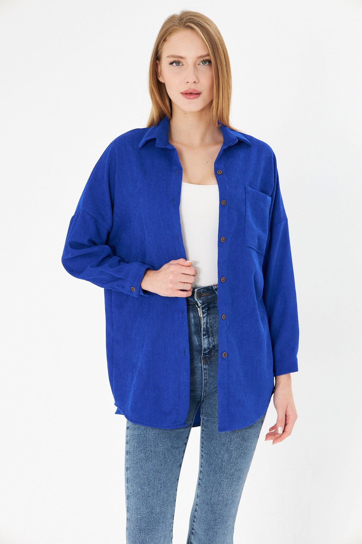 Kadın Saks Cepli Oversize İnce Fitilli Kadife Gömlek ARM-24K001076