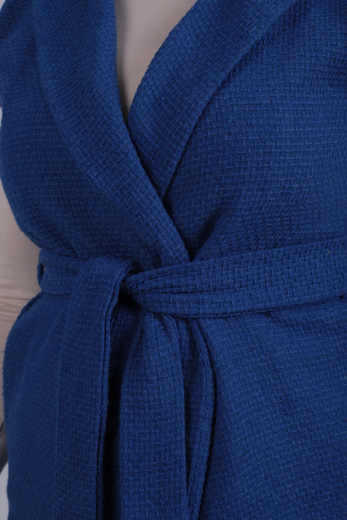 Kadın Saks Erkek Yaka Beli Kuşaklı Keten Görünümlü Yelek ARM-26K001055