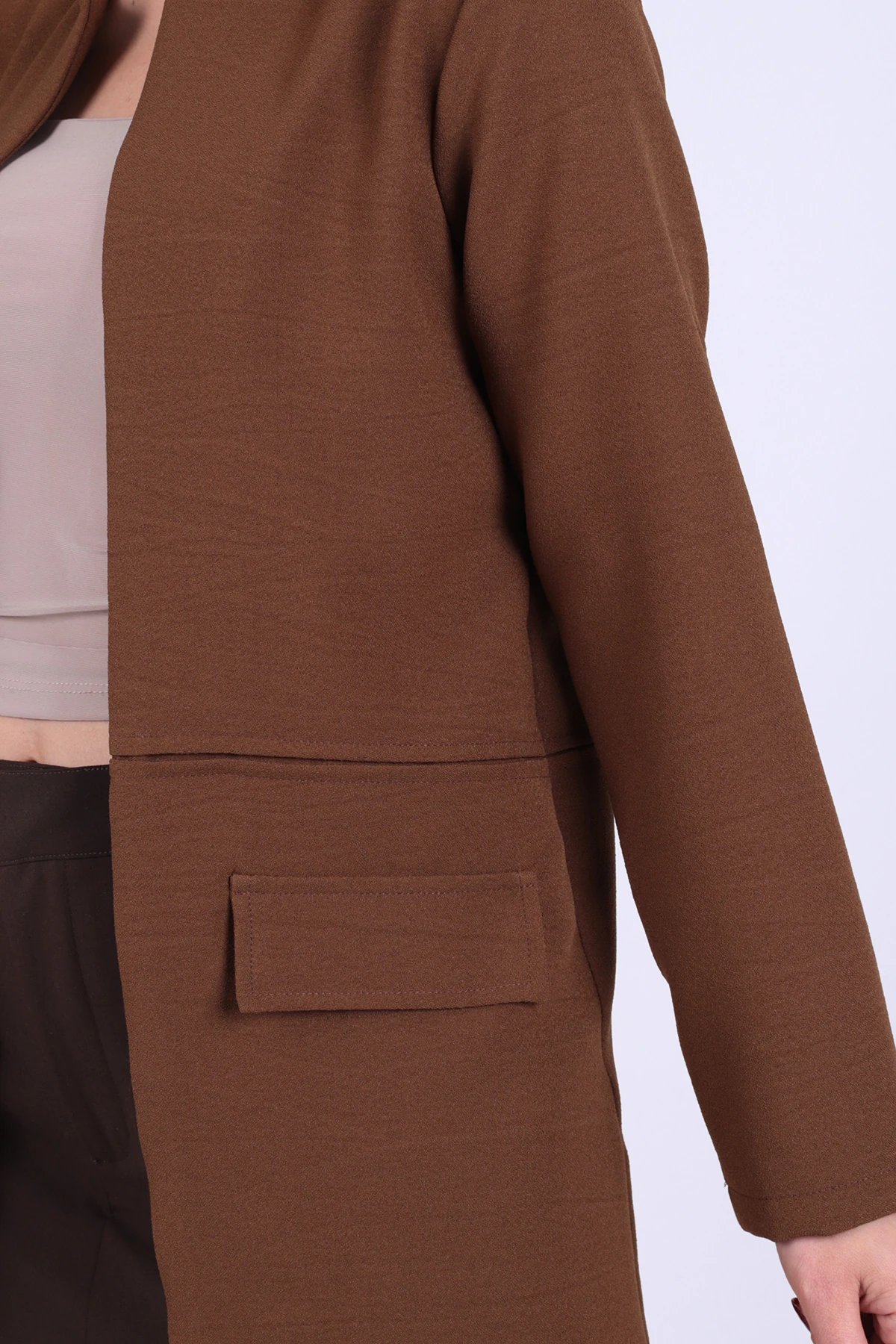 Kadın Koyu Haki Beli Dikişli Uzun Ceket ARM-26K001017