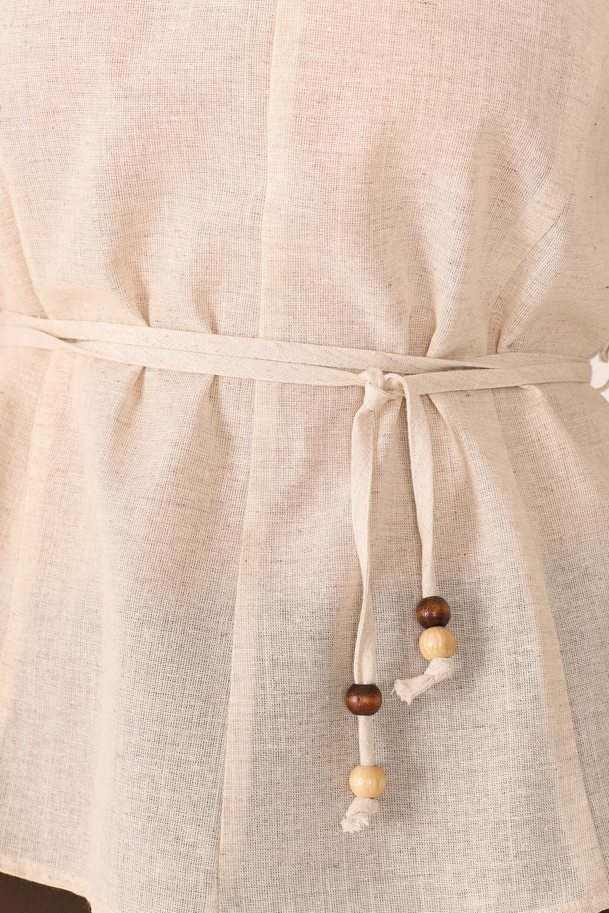 Kadın Krem Sıfır Yaka Vücuda Oturan Belden Bağlamalı Kolsuz Keten Görünümlü Bluz ARM-25Y001081