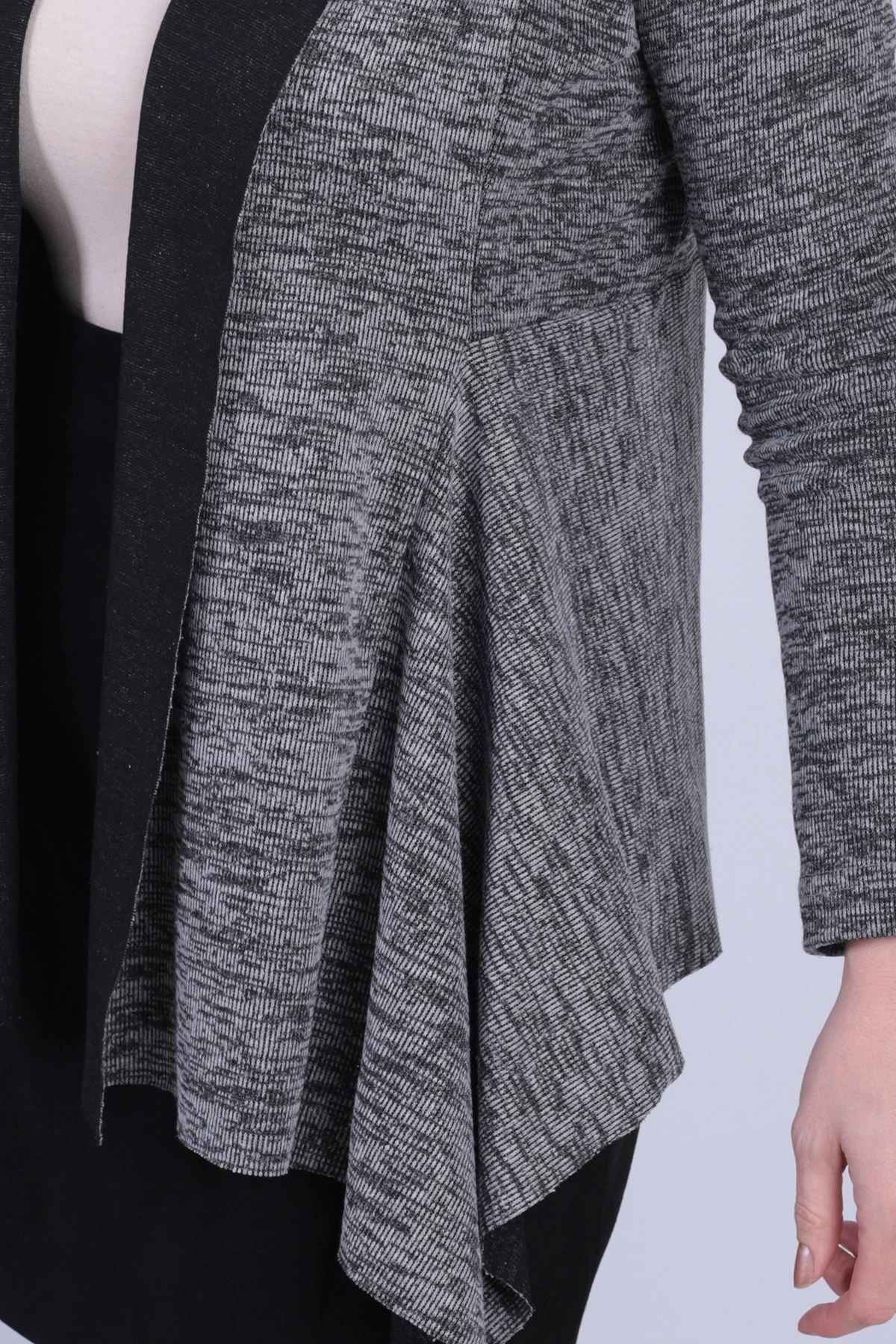 Kadın Gri Desenli Triko Salaş Hırka ARM-26K001006