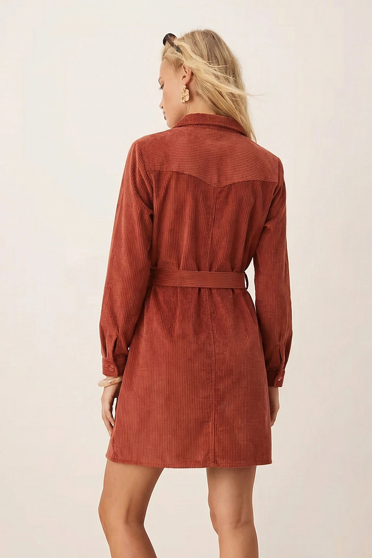 Kadın Kiremit Önden Düğmeli Cepli Kuşaklı Kadife Elbise ARM-25K001085