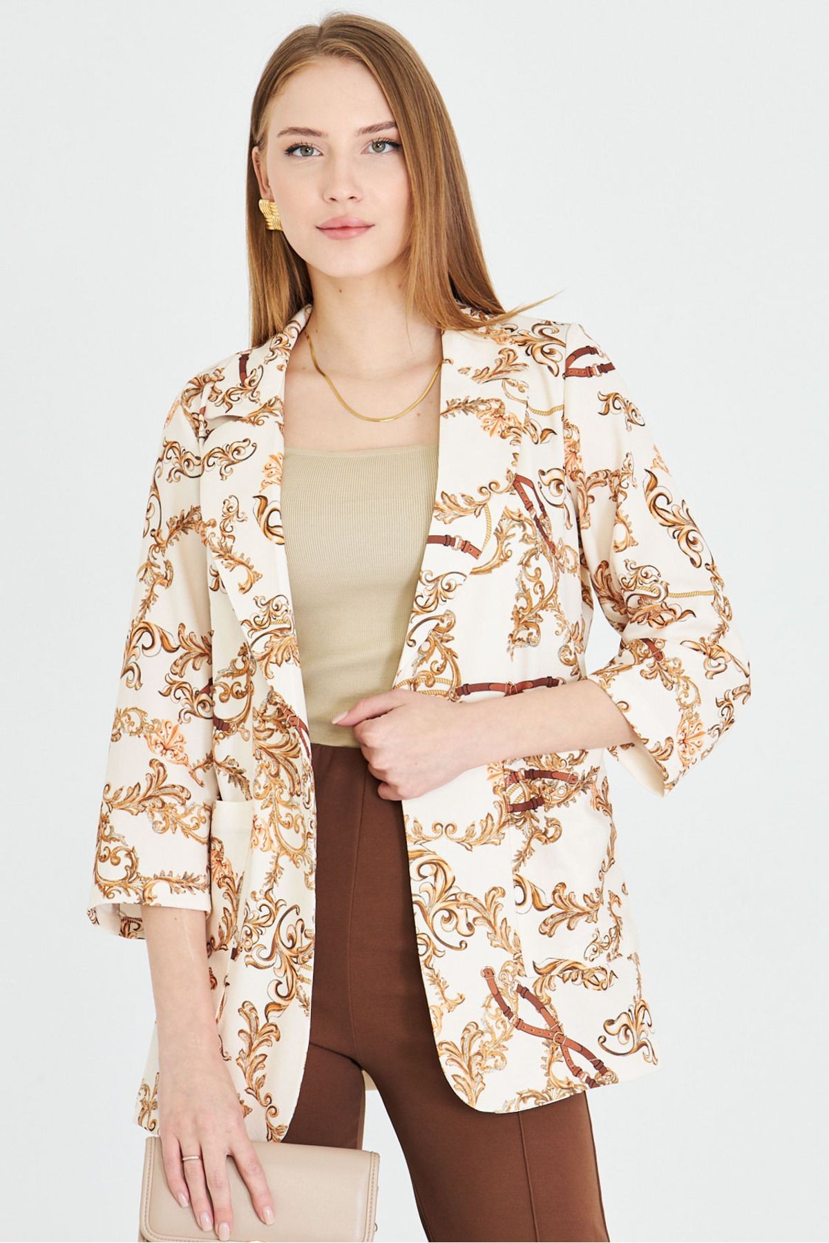 Kadın Krem Cepli Oversize Ceket ARM-25Y001057