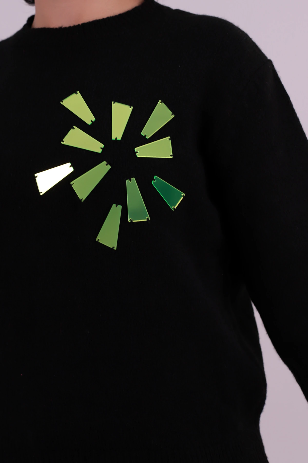 Kadın Siyah Ayna İşlemeli Triko Kazak ARM-26K136066