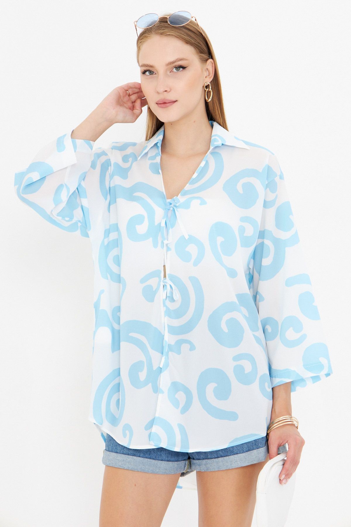 Kadın Bebemavi-Beyaz Gömlek Yaka Önden Bağcıklı Kimono ARM-25K001006