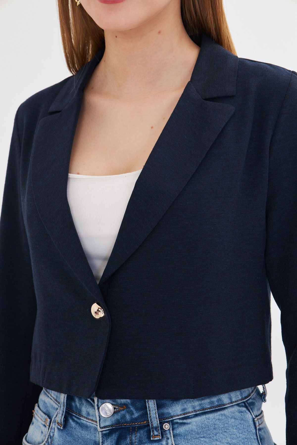 Kadın Lacivert Tek Düğmeli Crop Ceket ARM-23Y001064