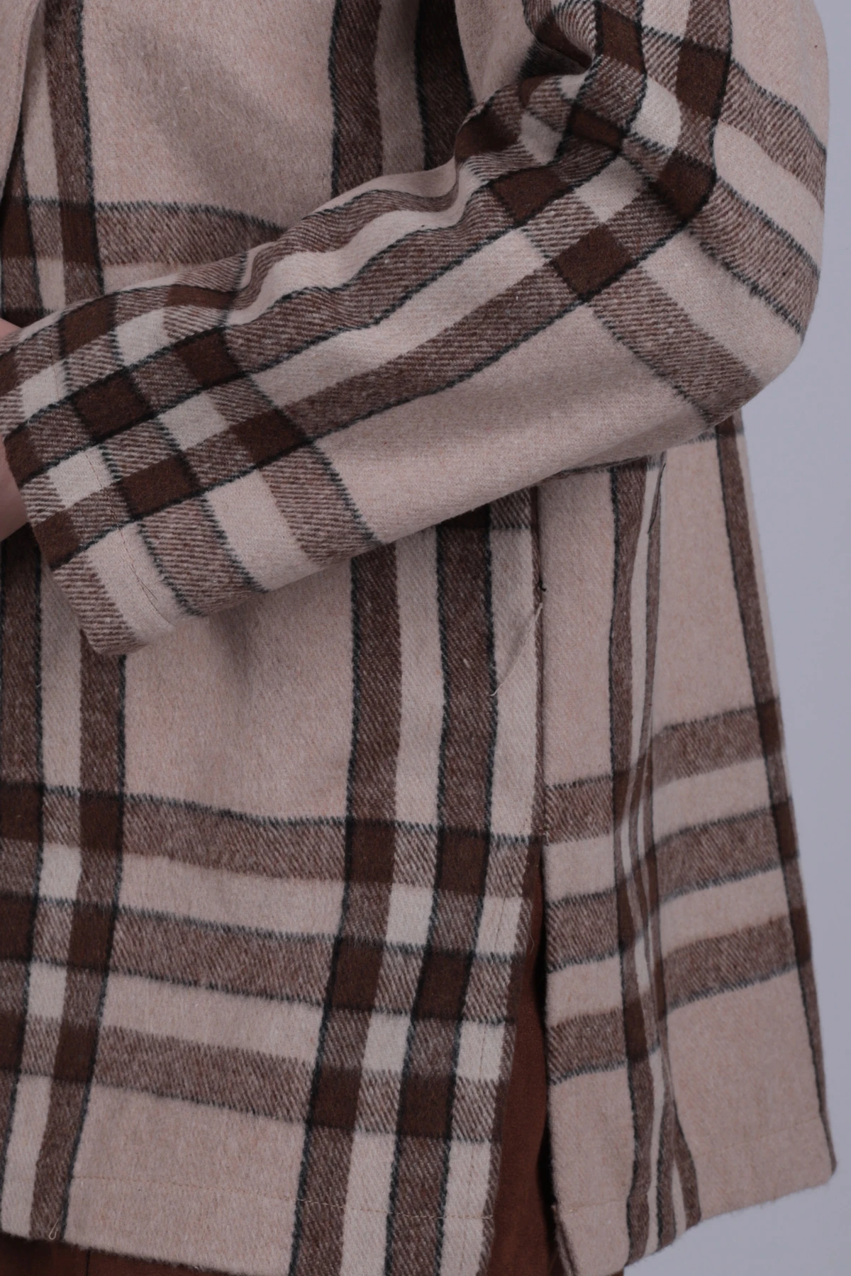 Kadın Kahve-Bej Erkek Yaka Yanları Yırtmaçlı Oversize Ceket ARM-26K001009