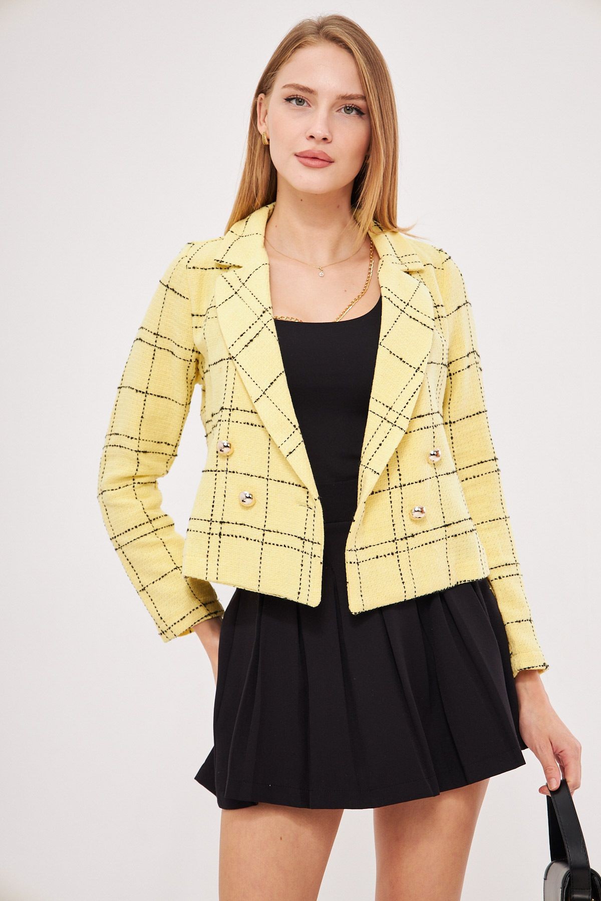 Kadın Sarı-Siyah Kruvaze Yaka Tüvit Crop Ceket ARM-24K001014