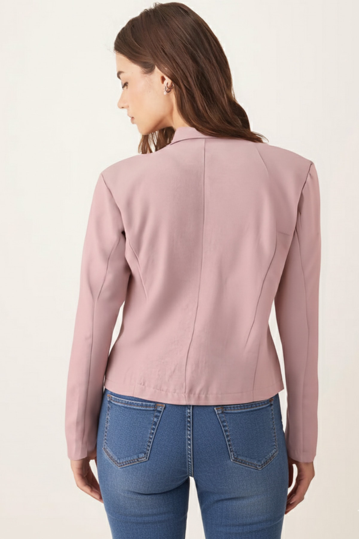 Kadın Açık Bej Kruvaze Yaka Gabardin Crop Ceket ARM-24Y001010