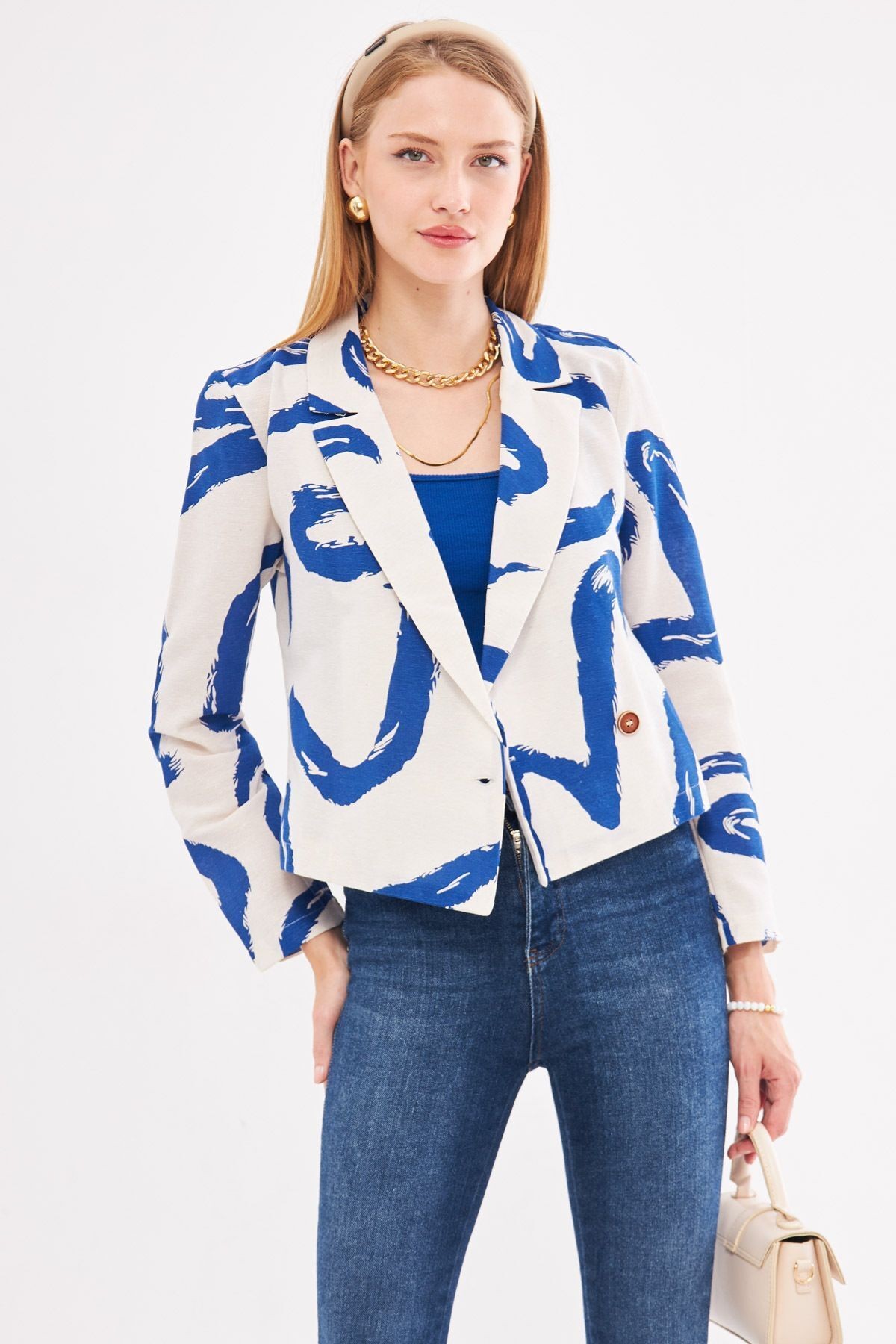 Kadın Lacivert Kruvaze Yaka Desenli Crop Ceket ARM-24Y001058