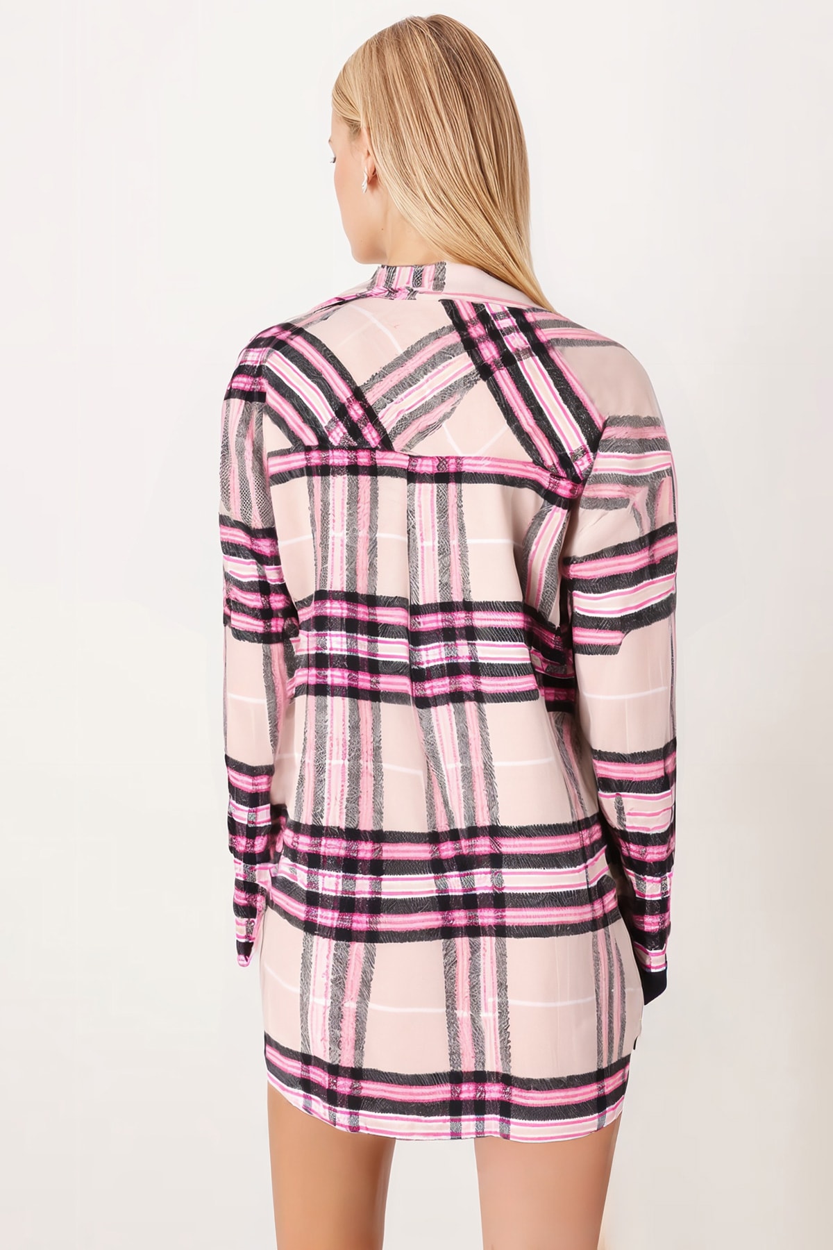 Kadın Açık Bej Erkek Yaka Yanları Yırtmaçlı Oversize Ceket ARM-26K001009