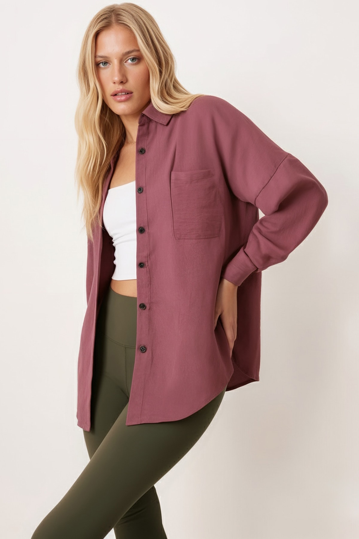 Kadın Gül Kurusu Cepli Oversize İnce Fitilli Kadife Gömlek ARM-24K001076