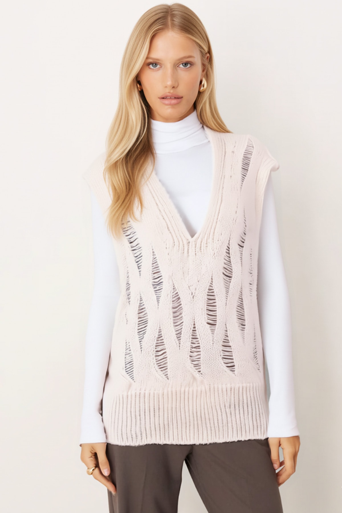 Kadın Ekru V Yaka Triko Süveter ARM-26K136014