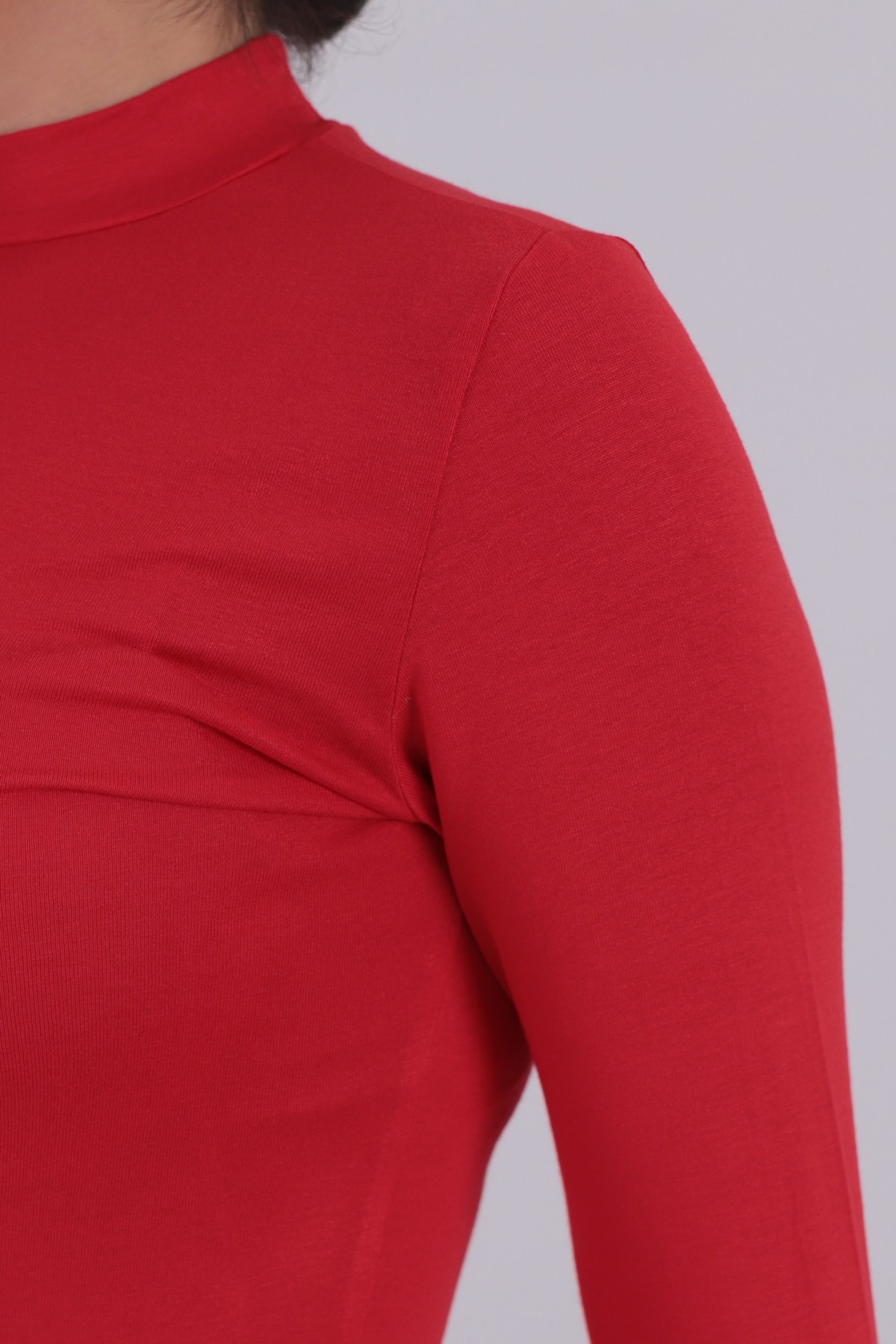 Kadın Kırmızı Yarım Balıkçı Parmak Geçmeli Body ARM-26K135002