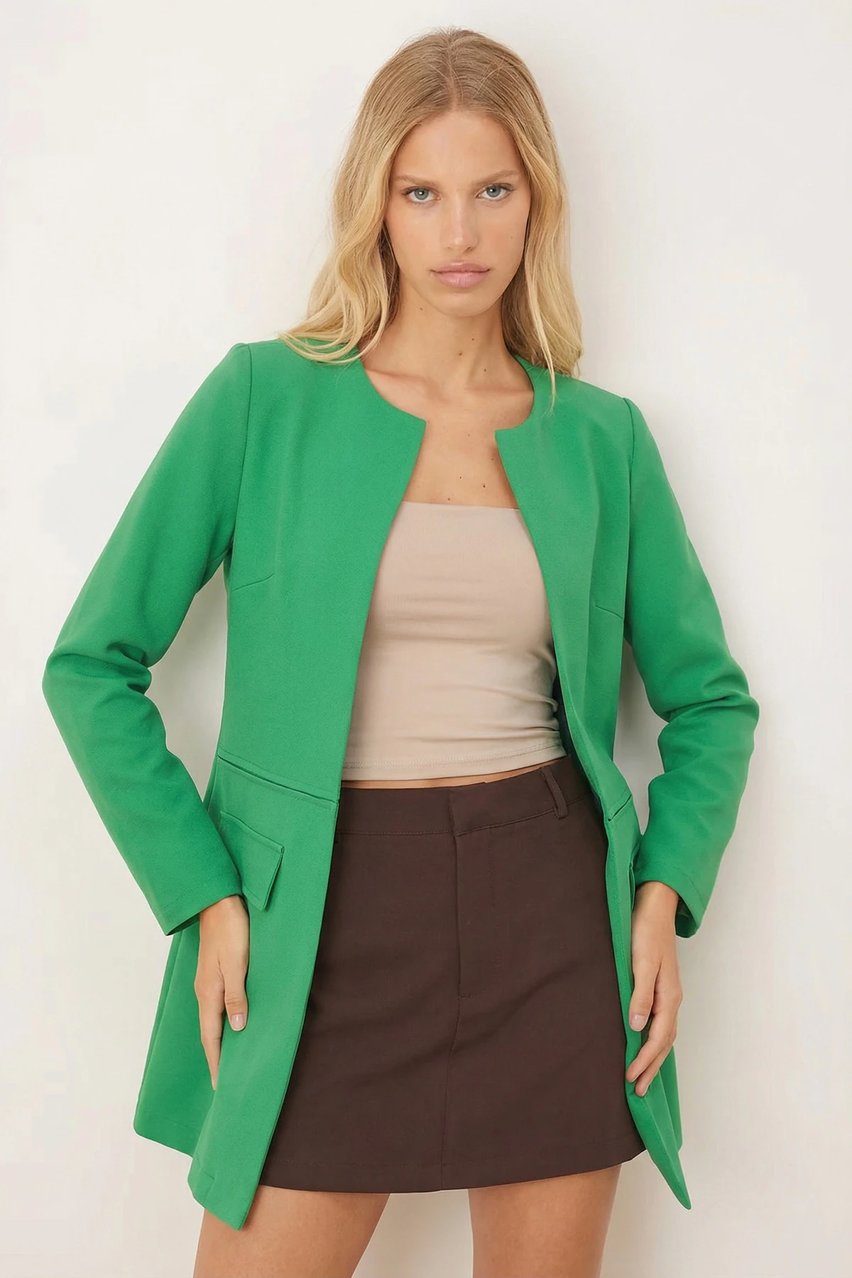 Kadın Yeşil Beli Dikişli Uzun Ceket ARM-26K001017