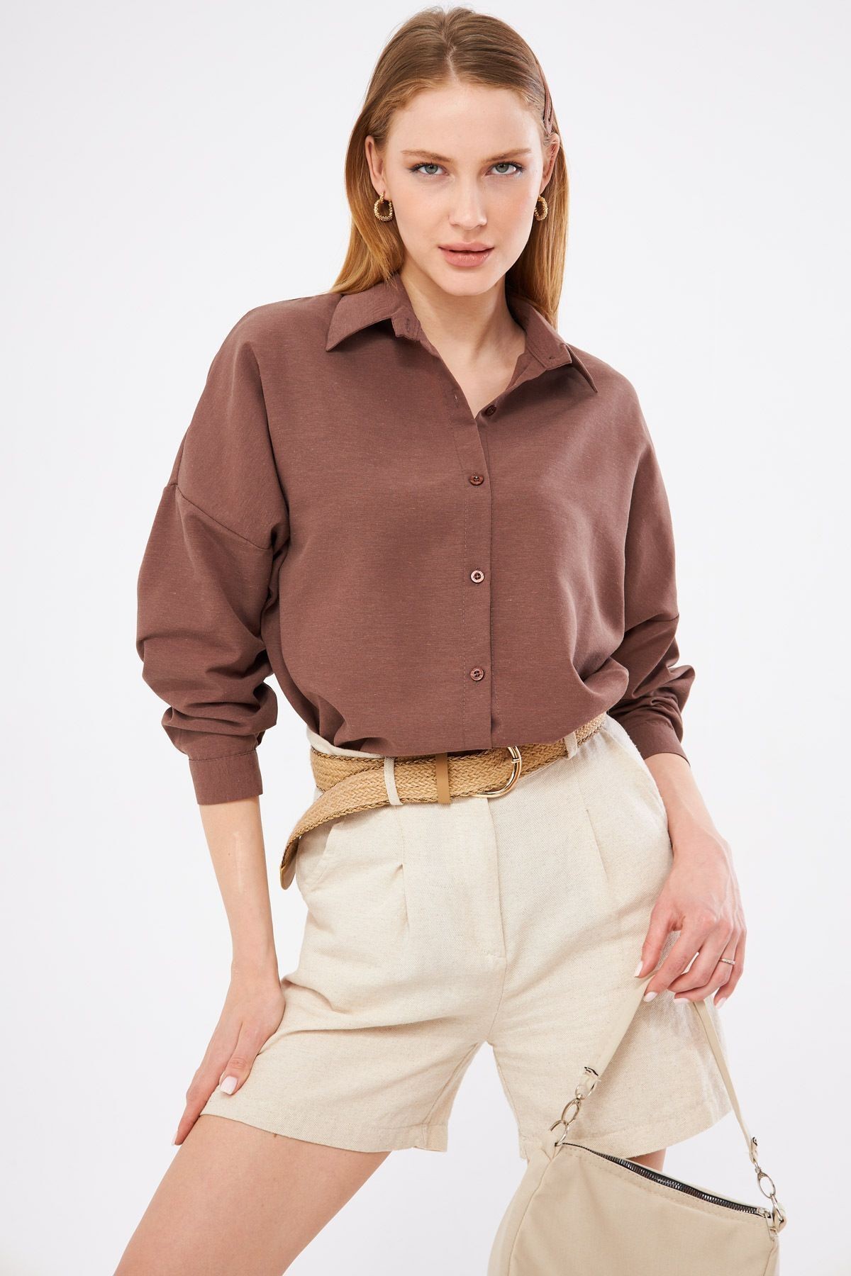 Kadın Kahve Oversize Uzun Basic Gömlek ARM-22Y001118