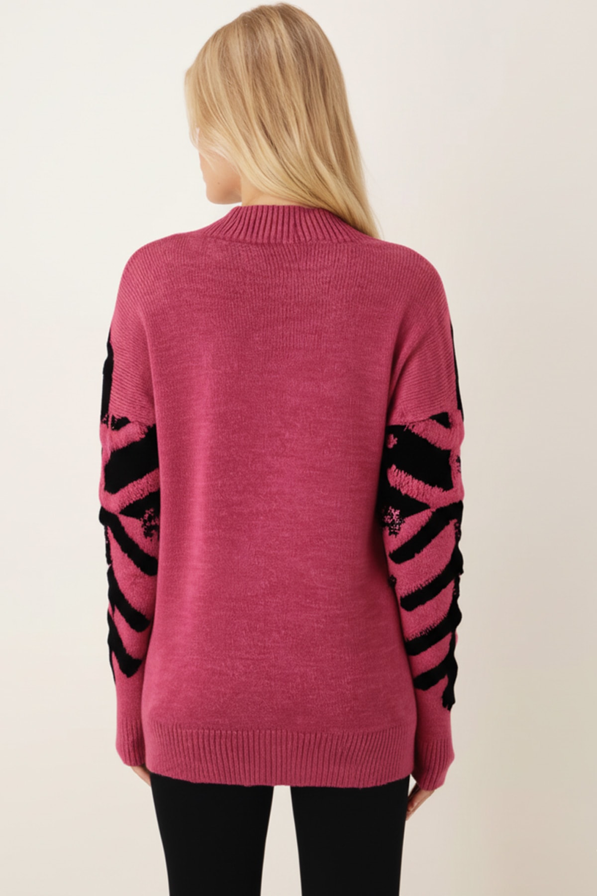 Kadın Fuşya Pullu Düğmeli Triko Hırka ARM-26K136025