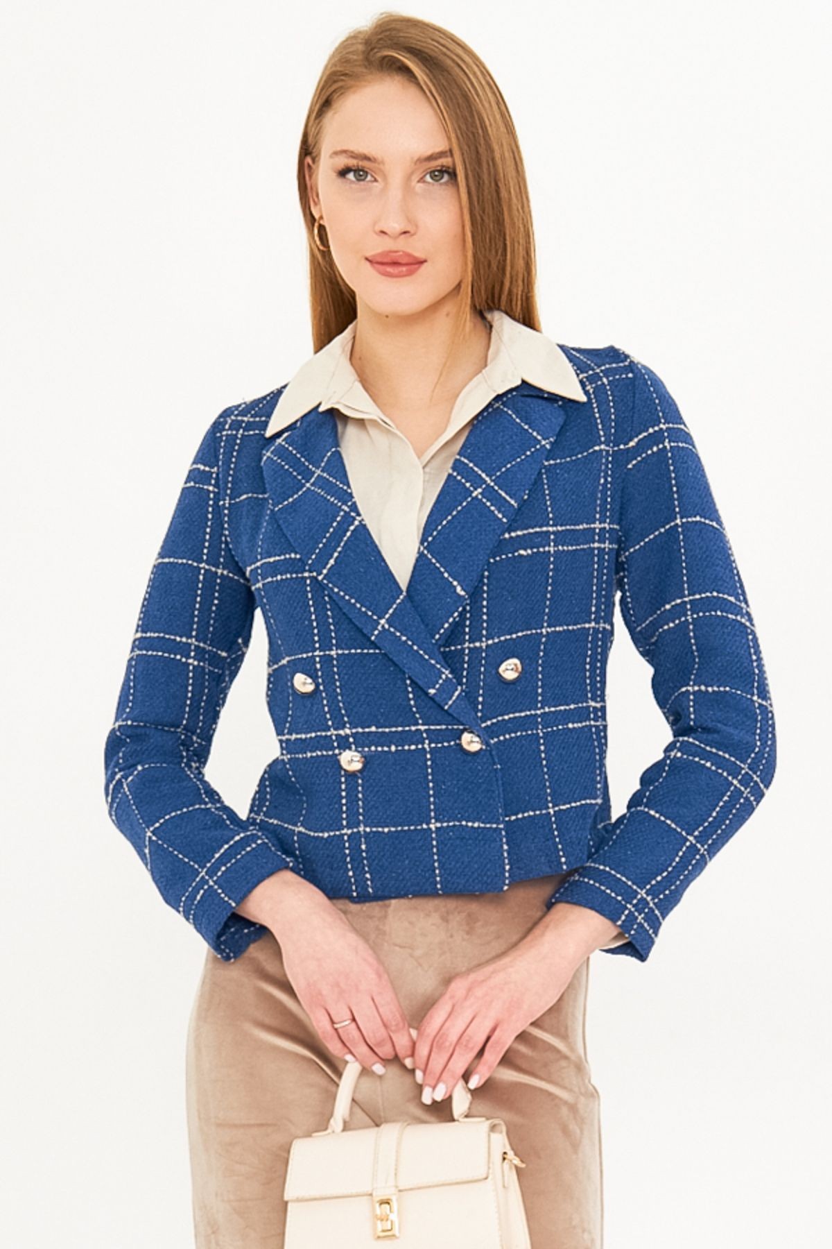 Kadın Laci- Bej Kruvaze Yaka Tüvit Crop Ceket ARM-24K001014