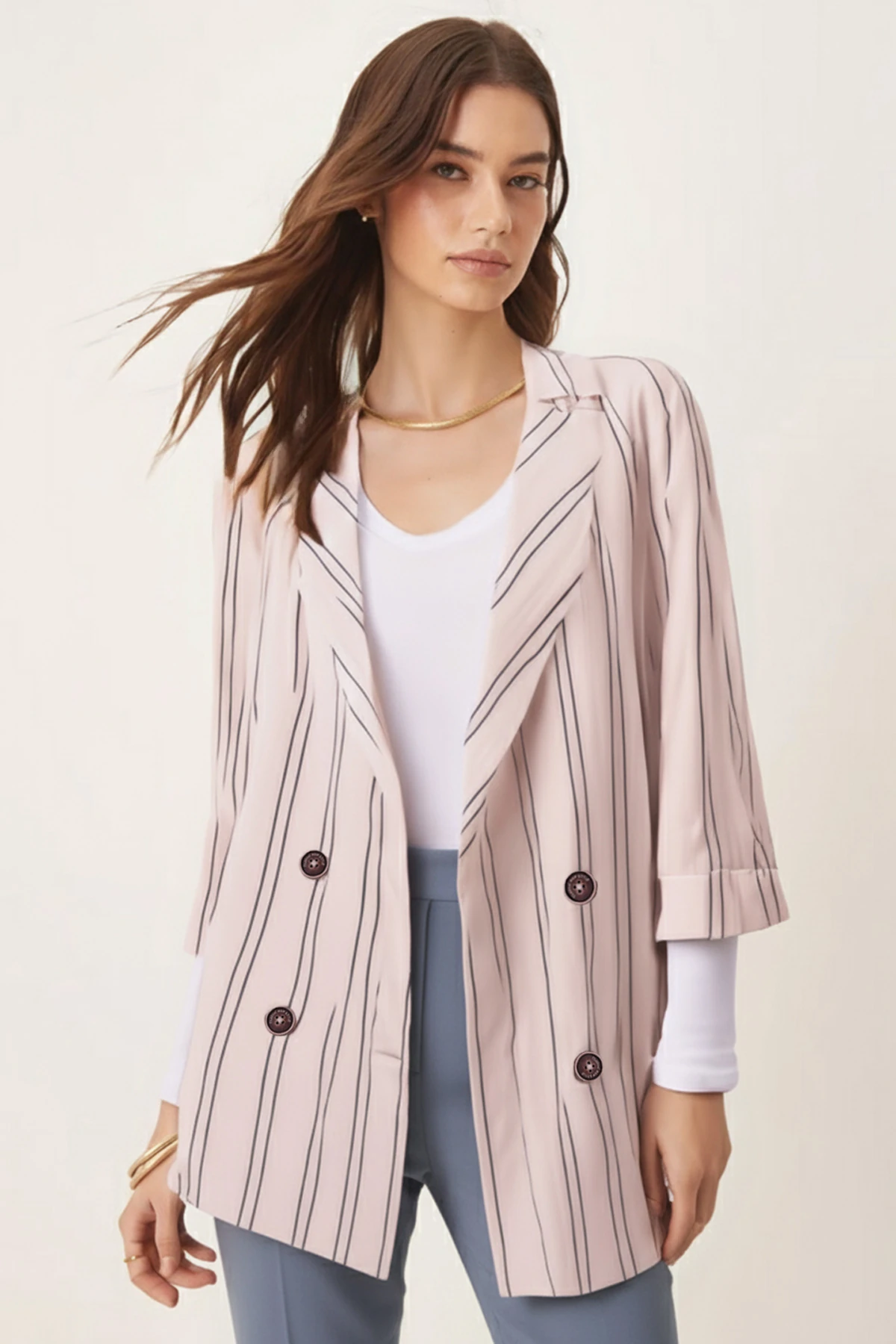 Kadın Krem Oversize Duble Kol Kruvaze Yaka Astarlı Blazer Ceket ARM-26K001052