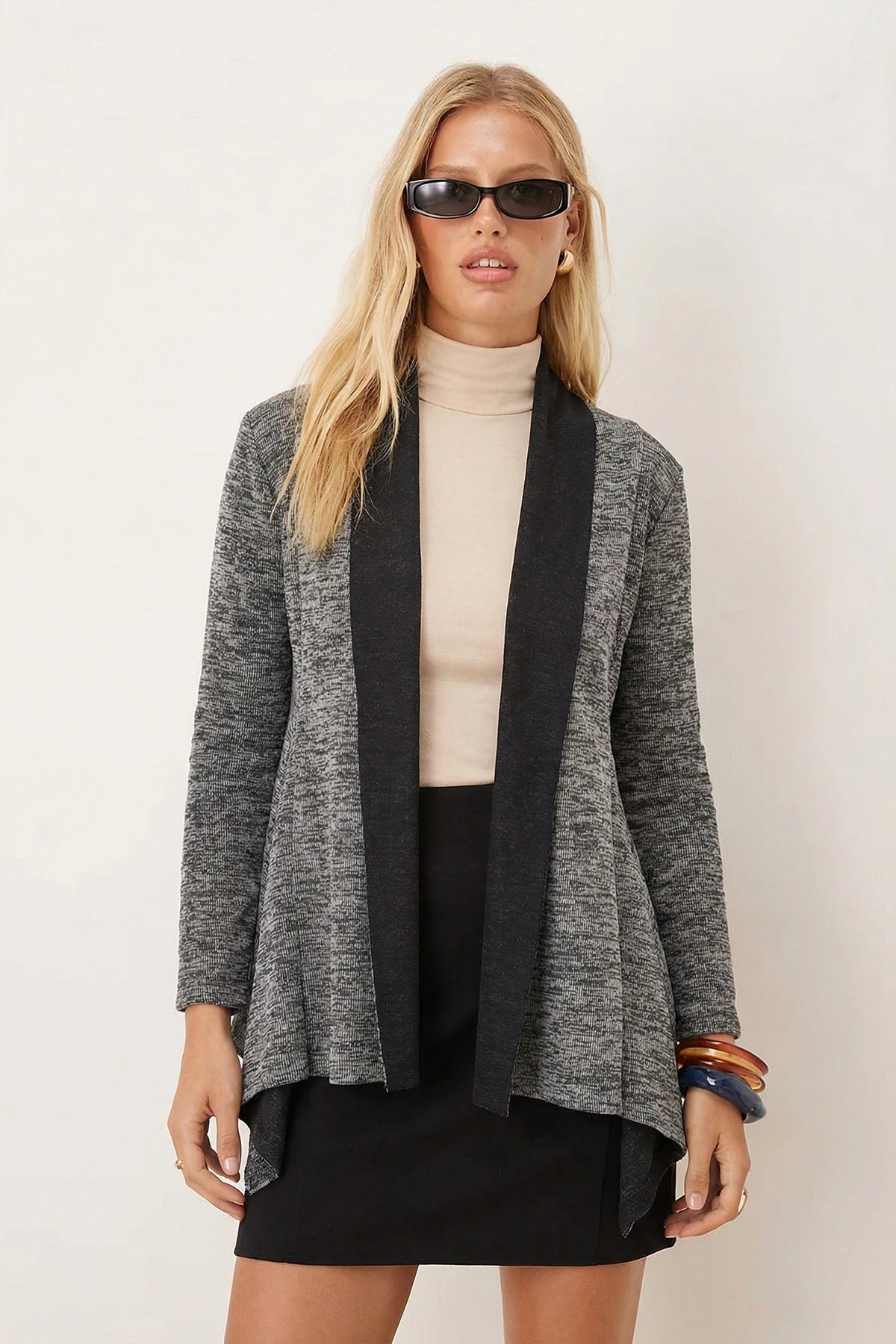 Kadın Gri Desenli Triko Salaş Hırka ARM-26K001006