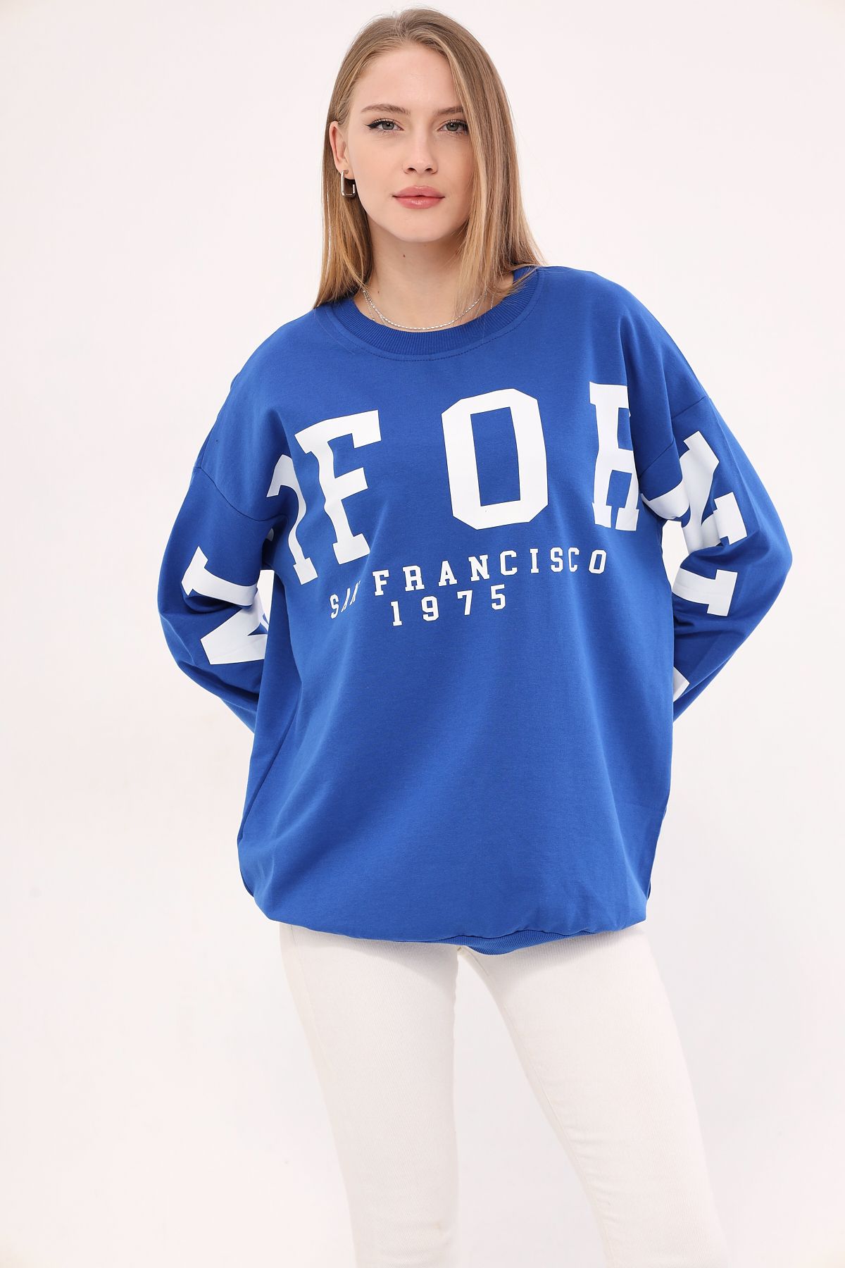 Kadın Saks Bisiklet Yaka Calıfornıa Baskılı Oversize Sweatshirt ARM-25K001023