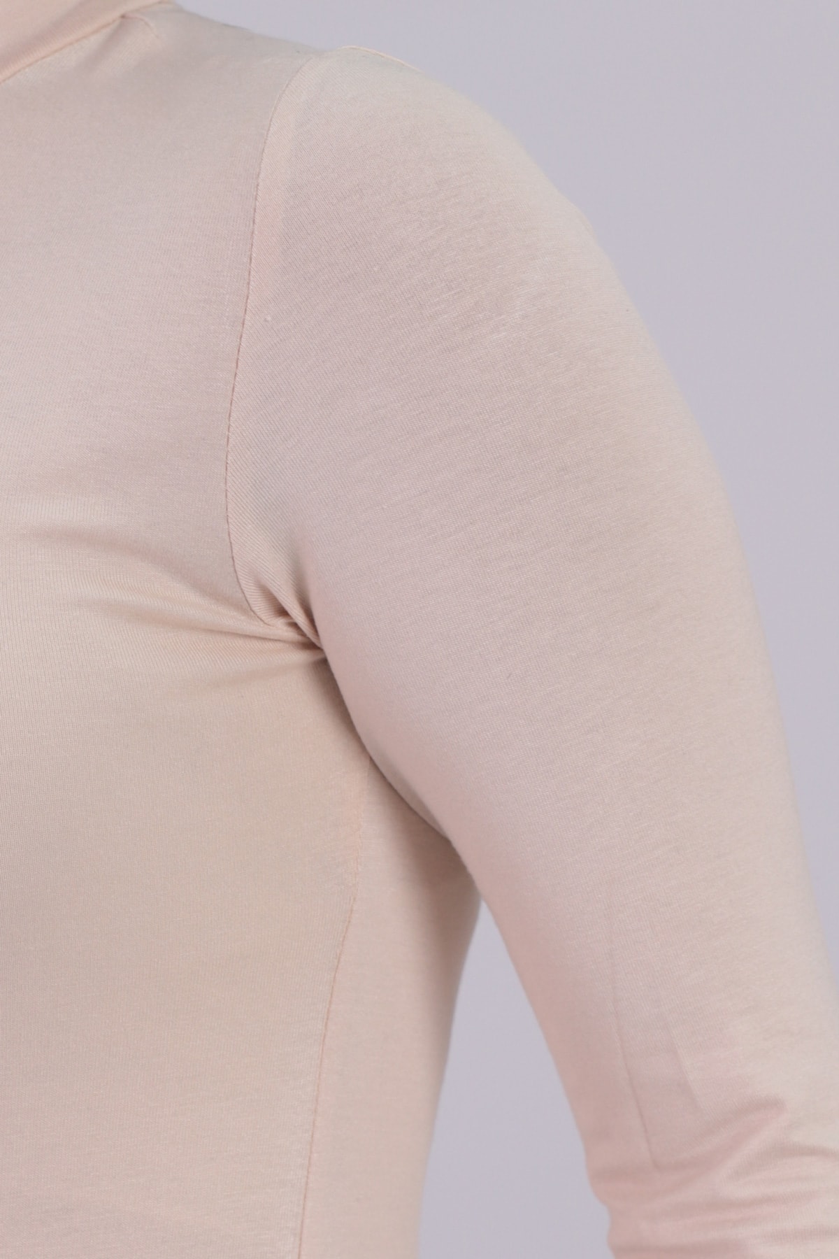 Kadın Bej Yarım Balıkçı Parmak Geçmeli Body ARM-26K135002