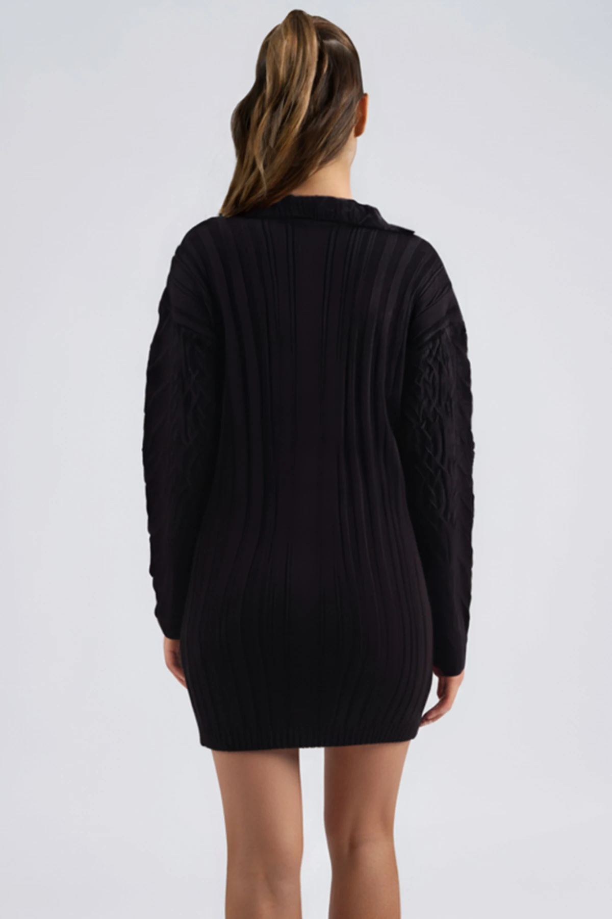 Kadın Siyah V Yaka Triko Kazak ARM-26K136037