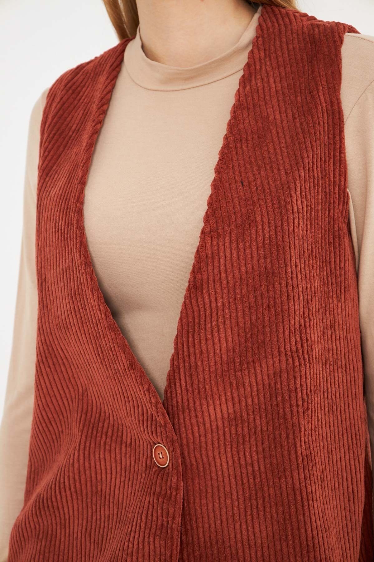 Kadın Kiremit V Yaka Tek Düğmeli Oversize Kalın Fitilli Kadife Yelek ARM-25K001016
