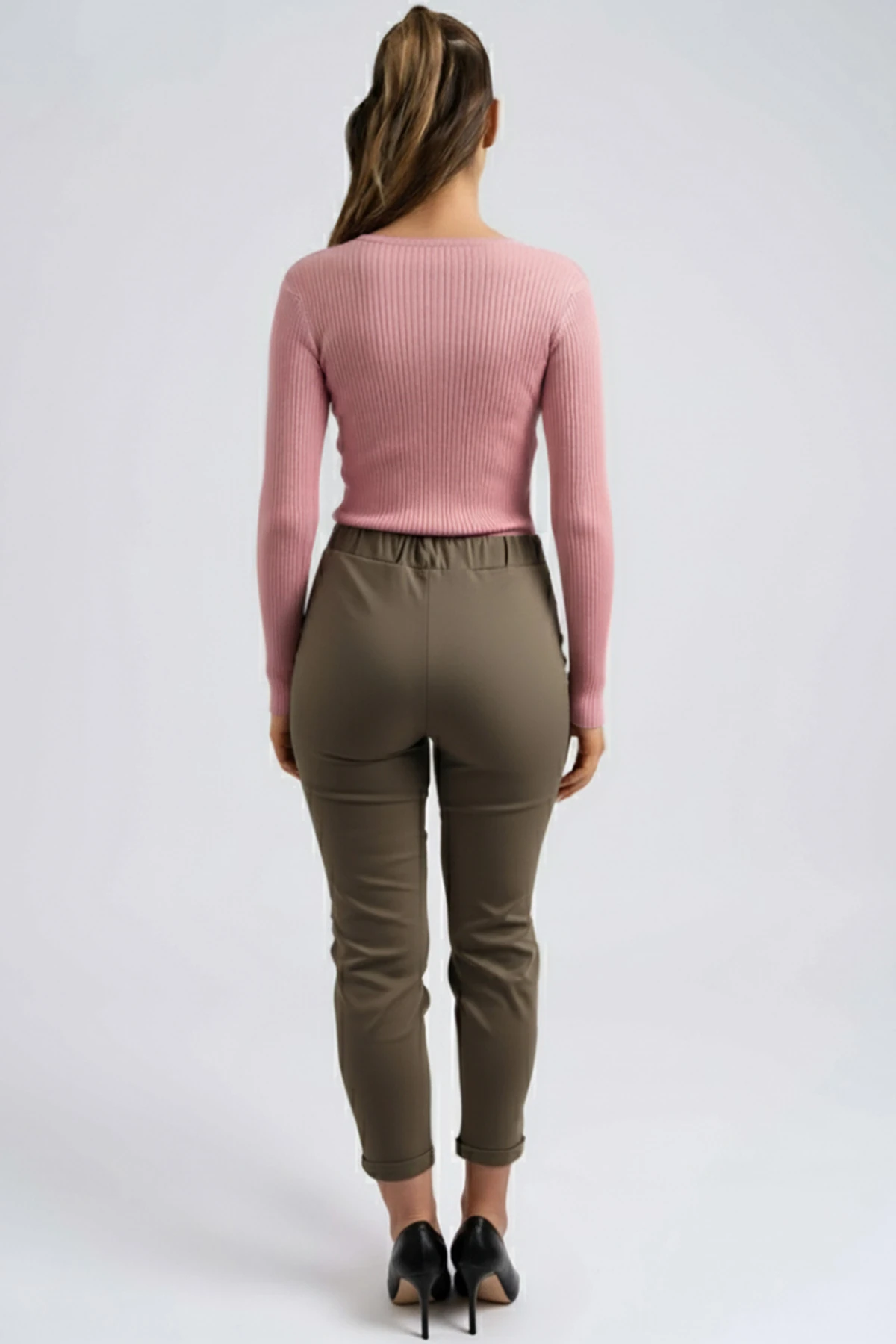 Kadın Haki Beli Lastikli Paçası Katlamalı Pantolon ARM-26K136042