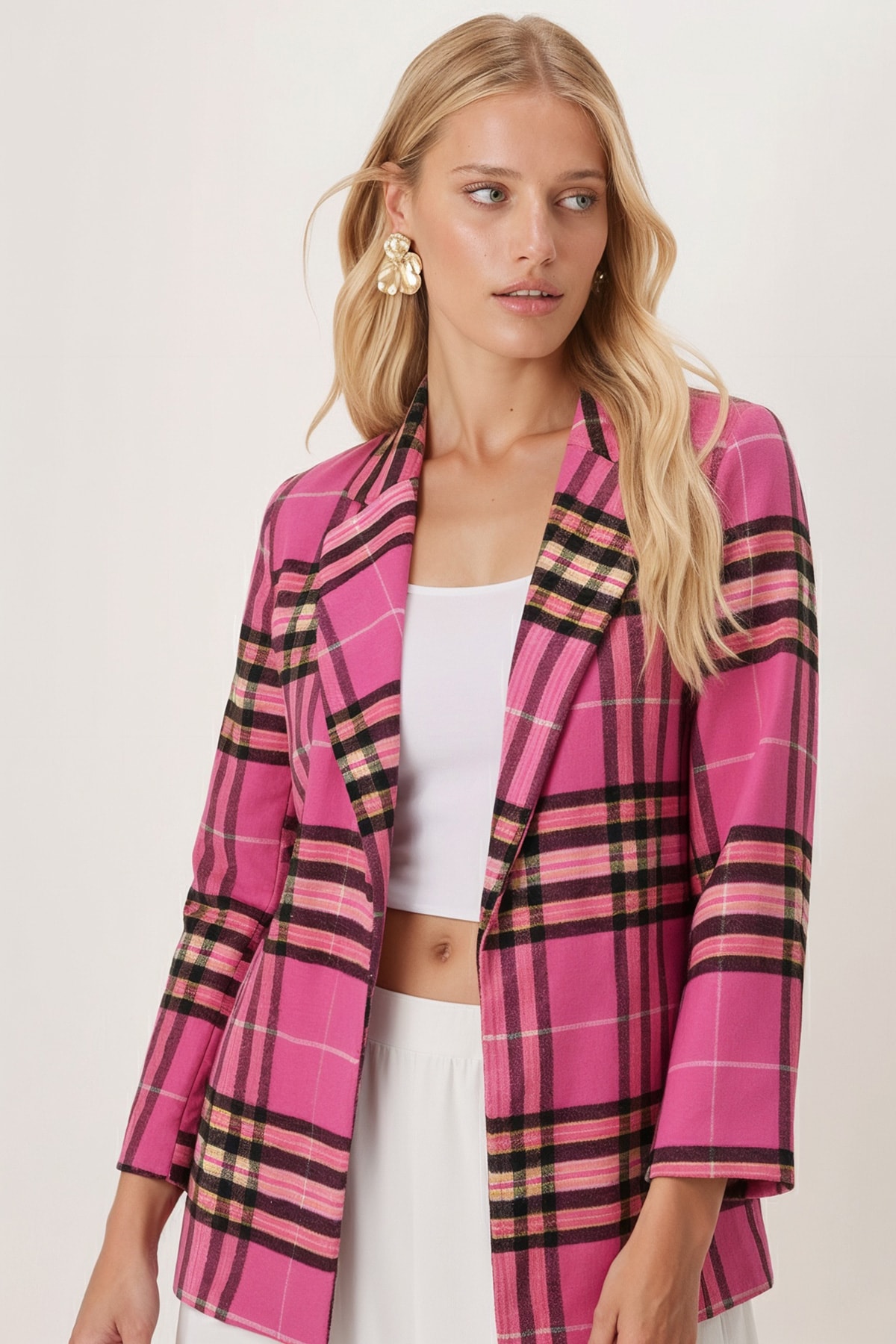 Kadın Pembe-Siyah Erkek Yaka Yanları Yırtmaçlı Oversize Ceket ARM-26K001009
