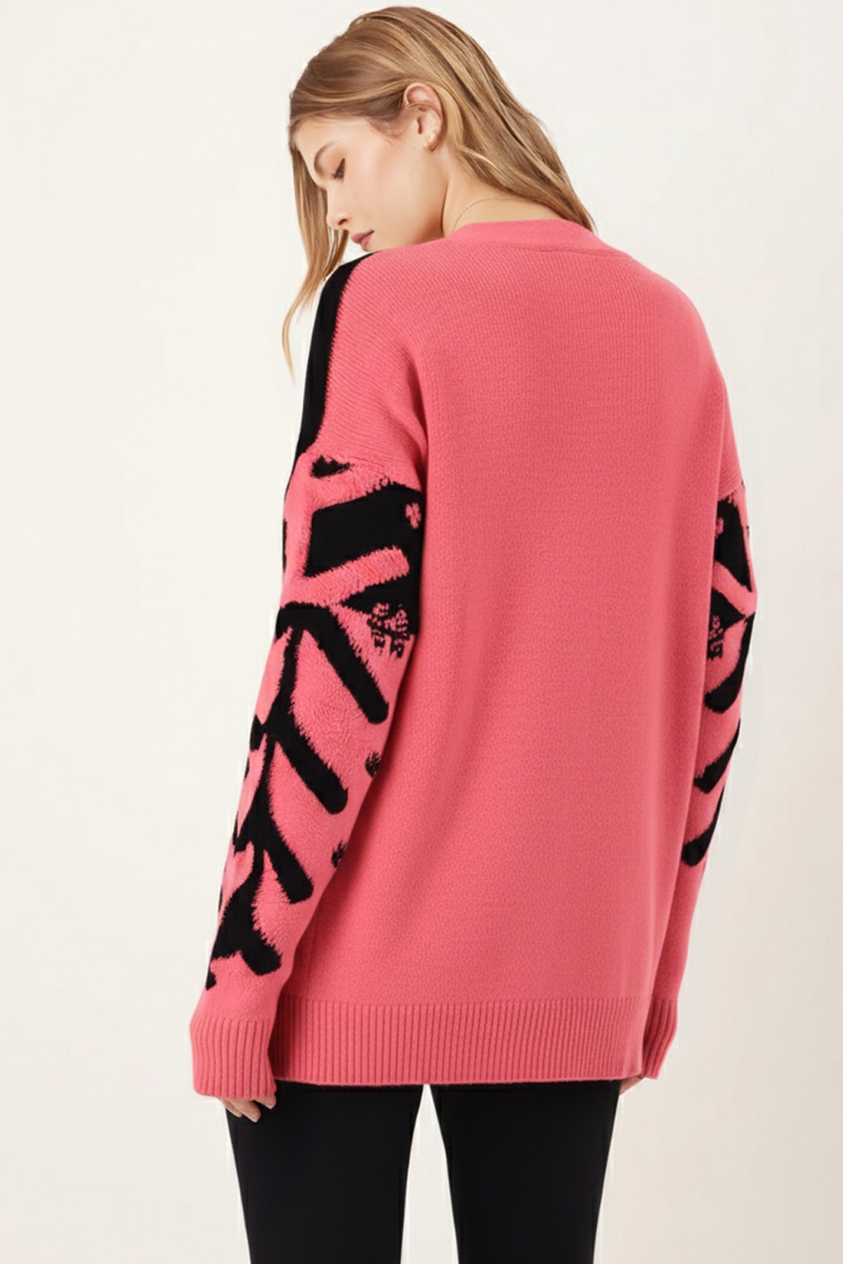 Kadın Mercan Pullu Düğmeli Triko Hırka ARM-26K136025