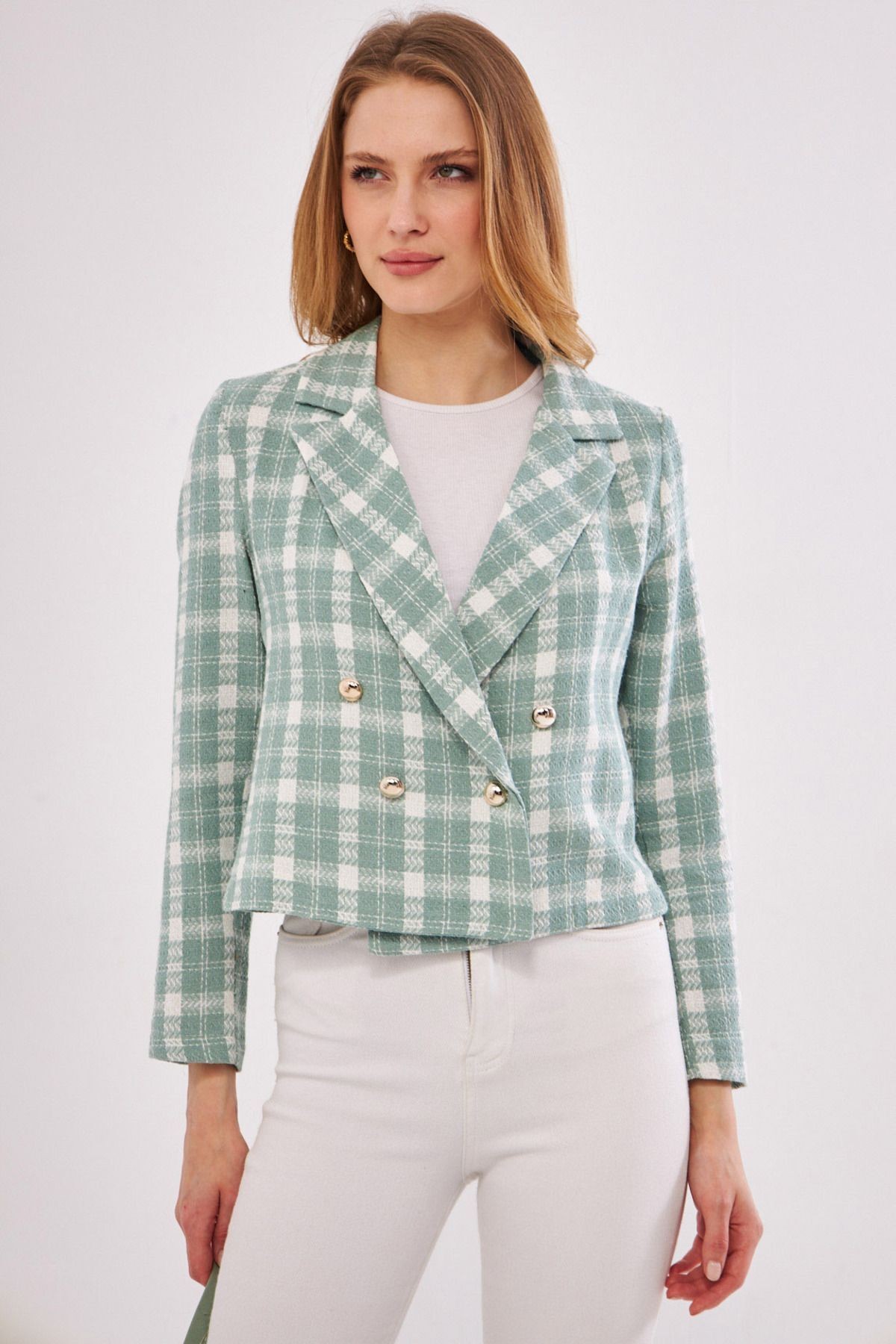 Kadın Mint-Beyaz Kruvaze Yaka Tüvit Crop Ceket ARM-24K001014