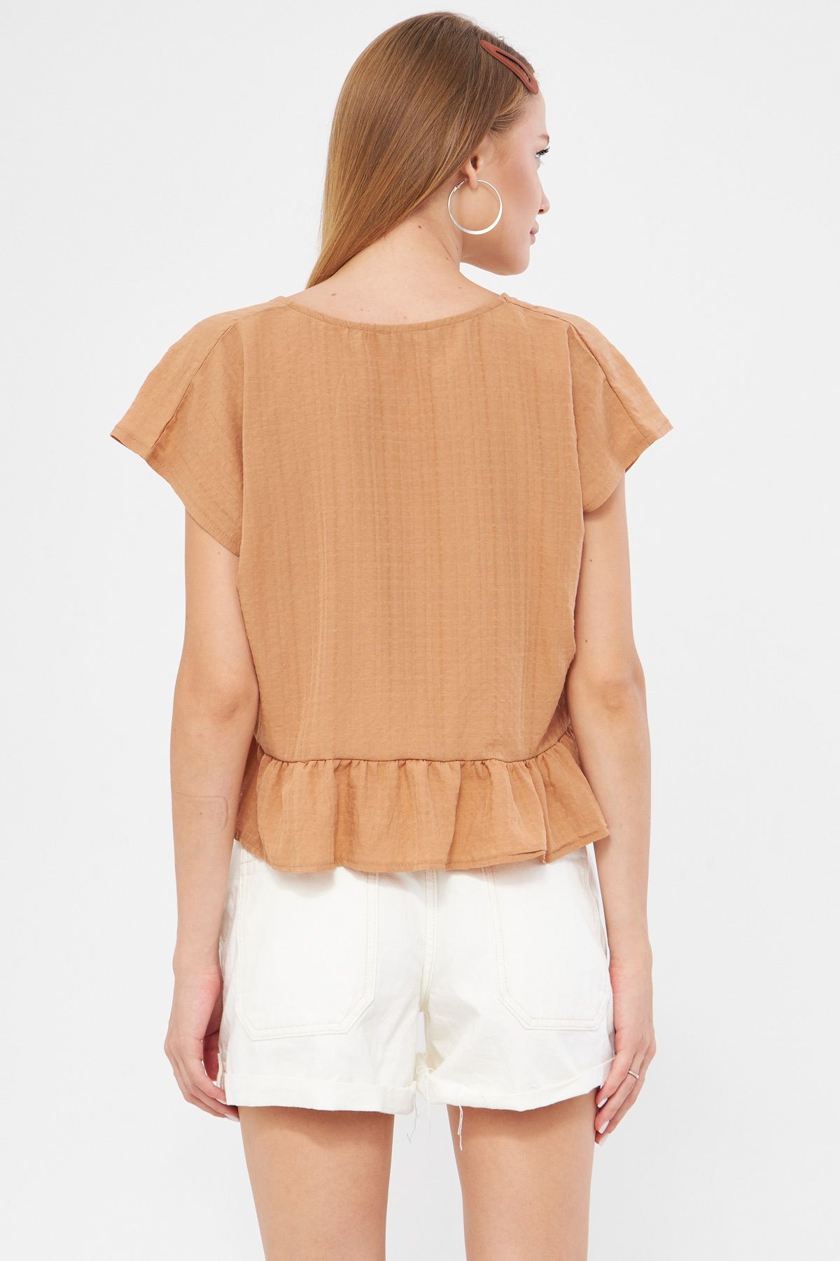 Kadın Vizon Yarasa Kol Yakası Bağlamalı Eteği Fırfırlı Oversize Crop Bluz ARM-24Y001088