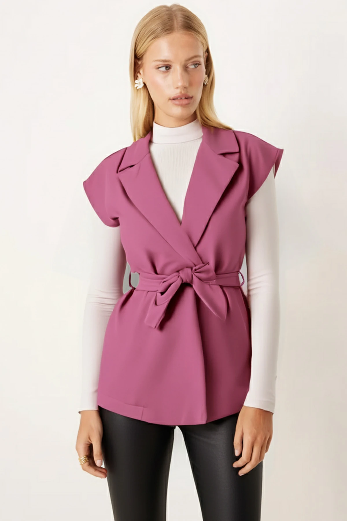 Kadın Gül Kurusu Erkek Yaka Beli Kuşaklı Keten Görünümlü Yelek ARM-25Y001079