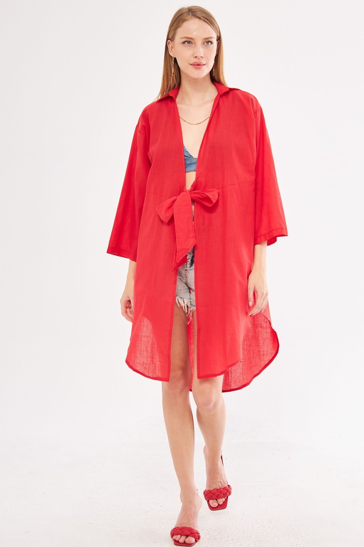 Kadın Kırmızı Önden Bağlamalı İnce Keten Kumaş Midi Boy Kimono Gömlek ARM-24Y001081