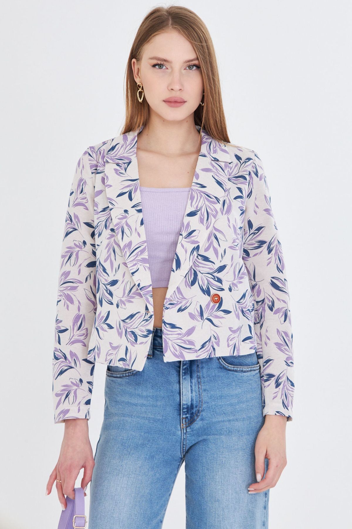 Kadın Açık Lila Kruvaze Yaka Desenli Crop Ceket ARM-24Y001058