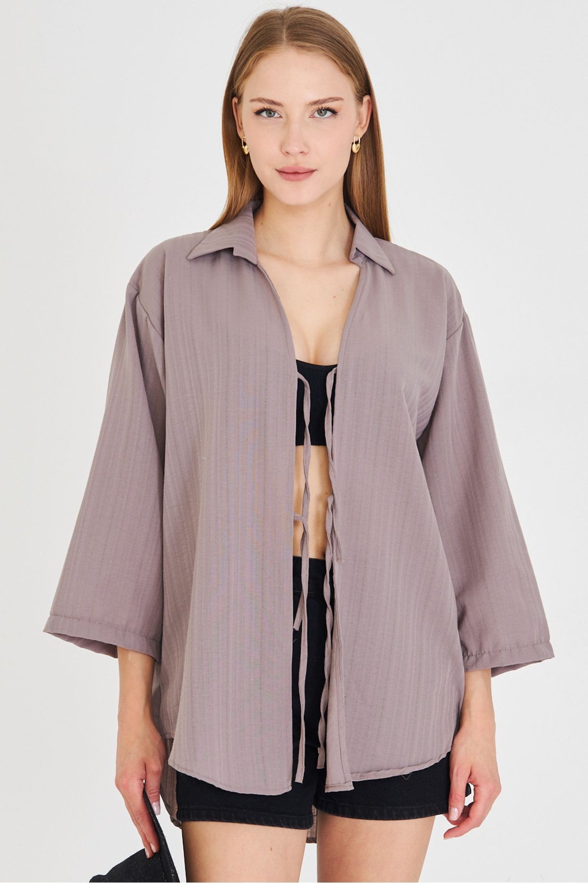Kadın Gri Gömlek Yakalı Önden Bağcıklı Kimono Gömlek ARM-25K001006
