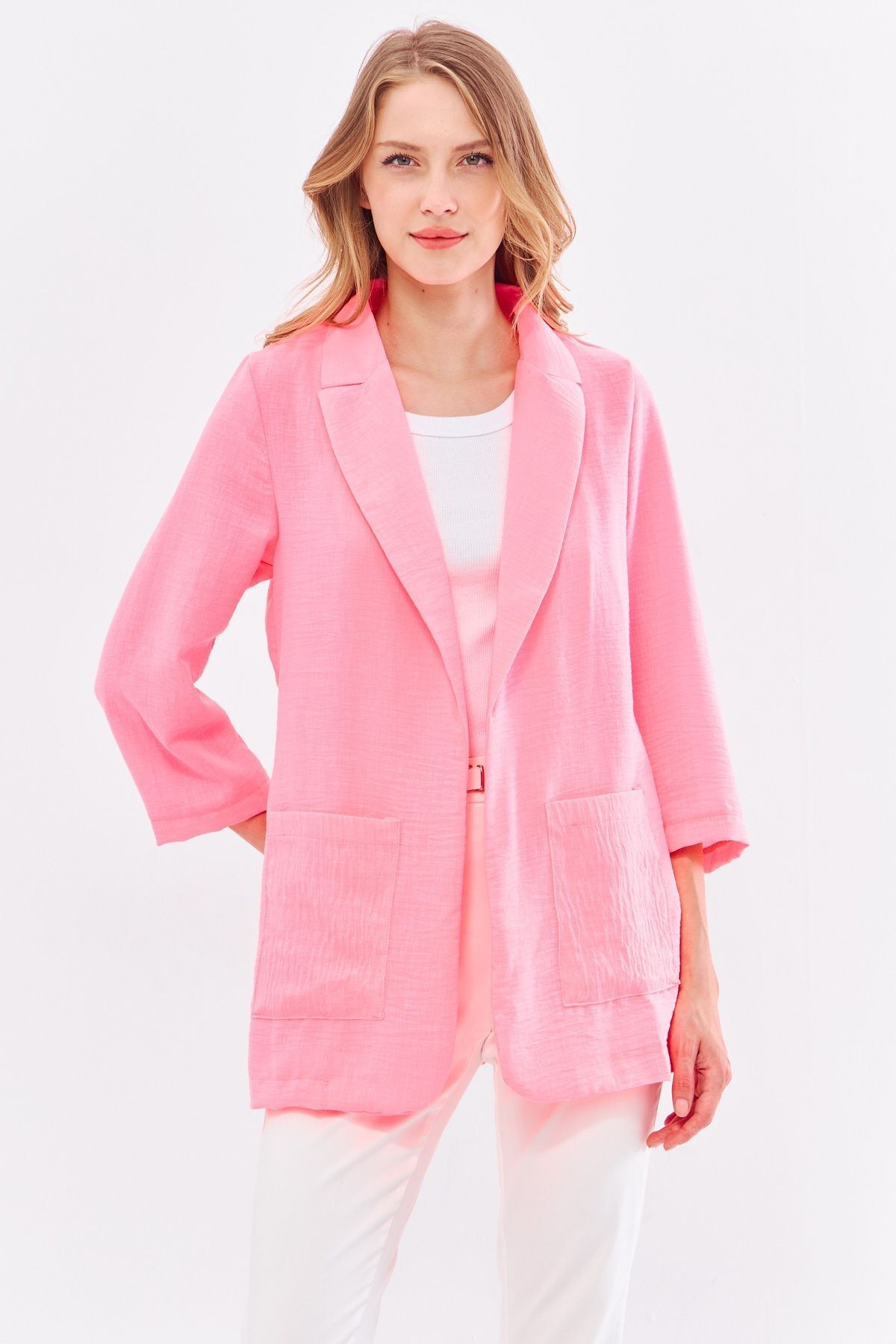 Kadın Neon Pembe Keten Görünümlü Cepli Oversize Ceket ARM-24Y001065
