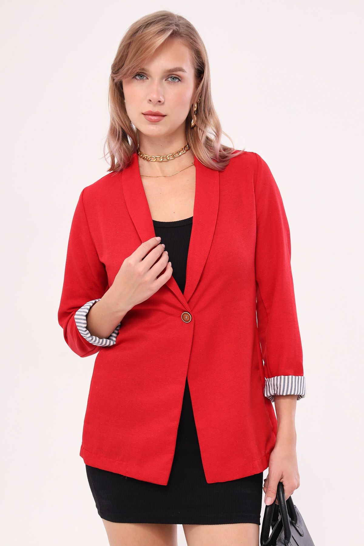 Kadın Kırmızı Kol İçi Çizgili Tek Düğmeli Ceket ARM-22K001122